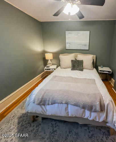 1118 COTTONWOOD Street