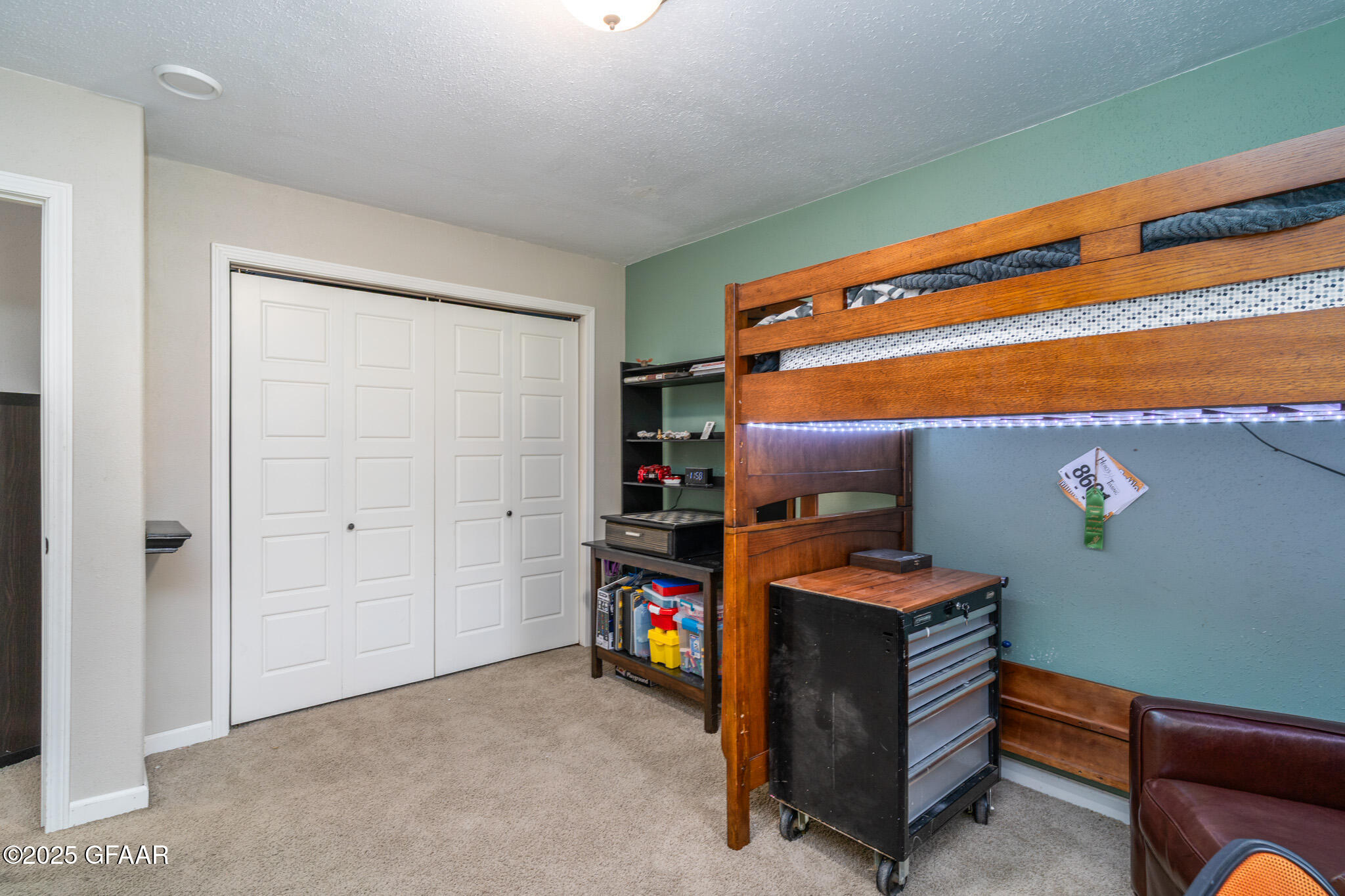 114 RIVERVIEW Lane SE