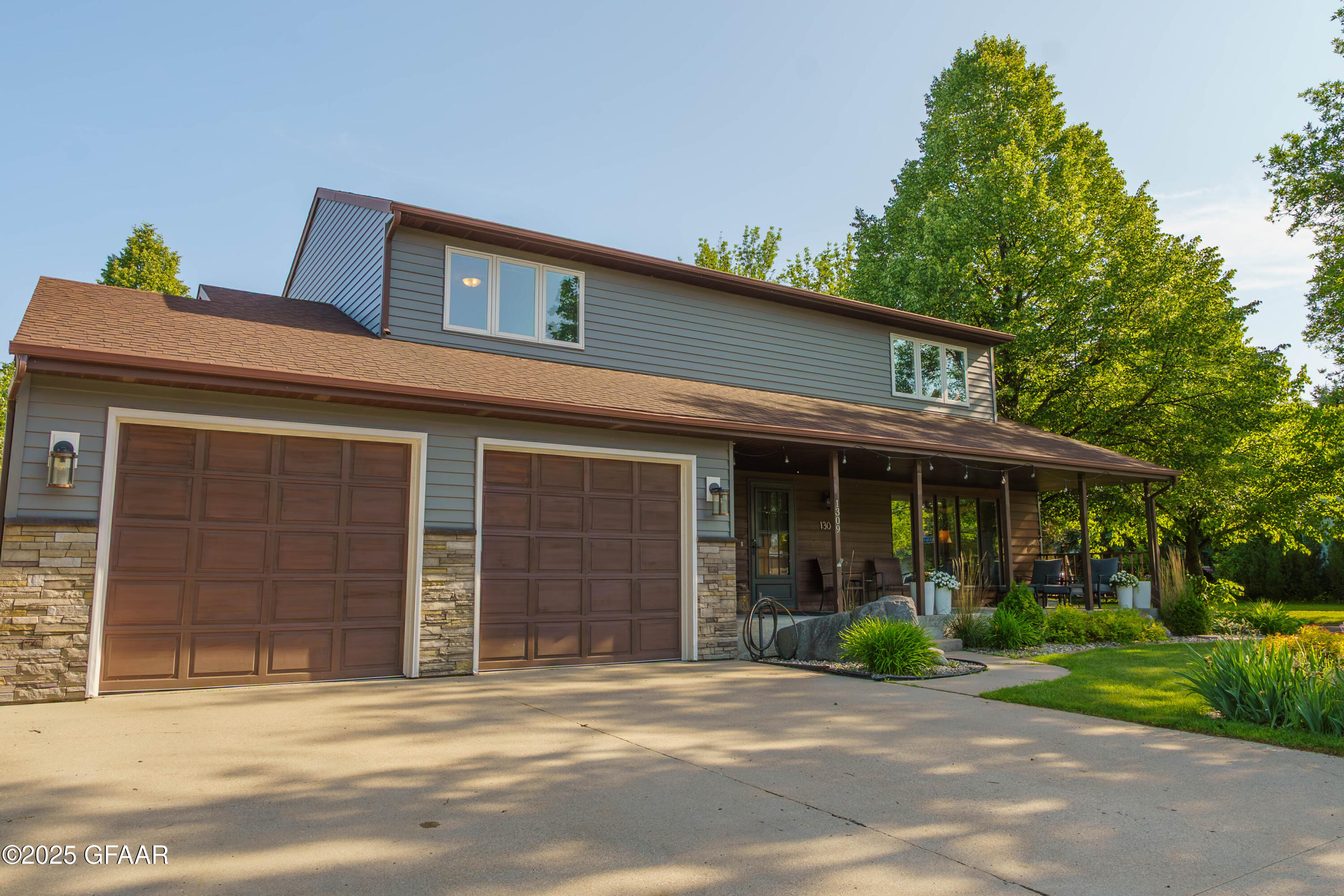 1309 KUSTER Circle