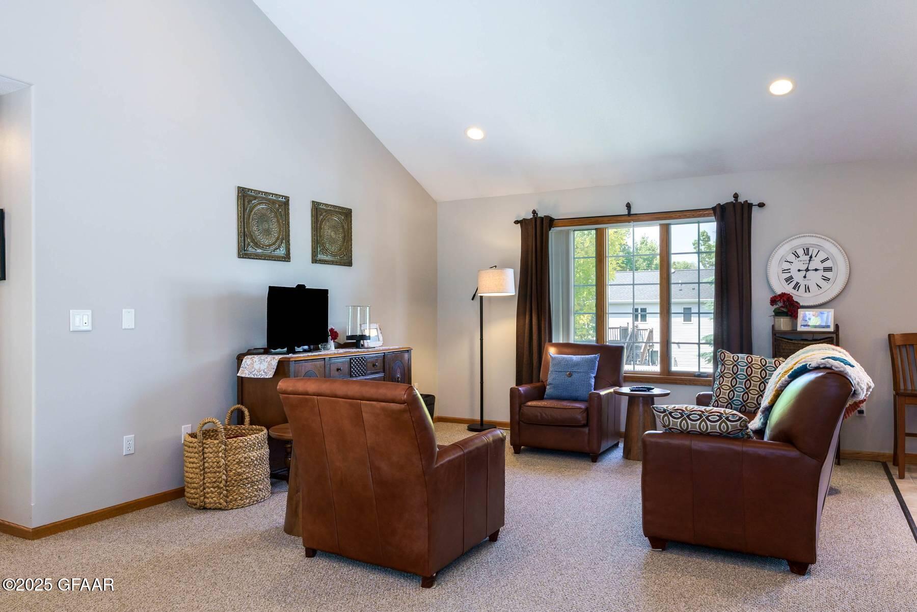 672 MIGHTY ACRES Drive