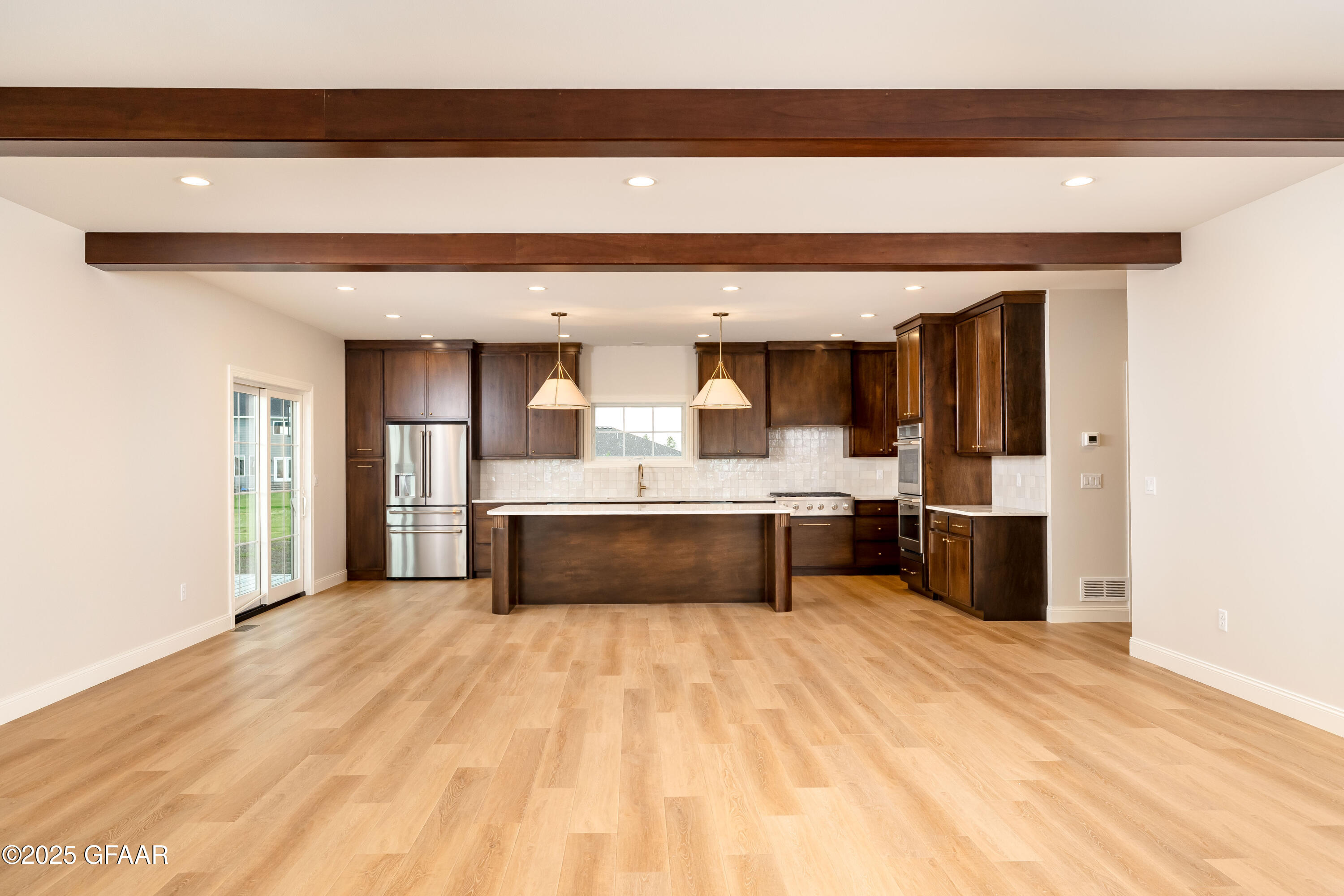 5959 SYLVIA Circle