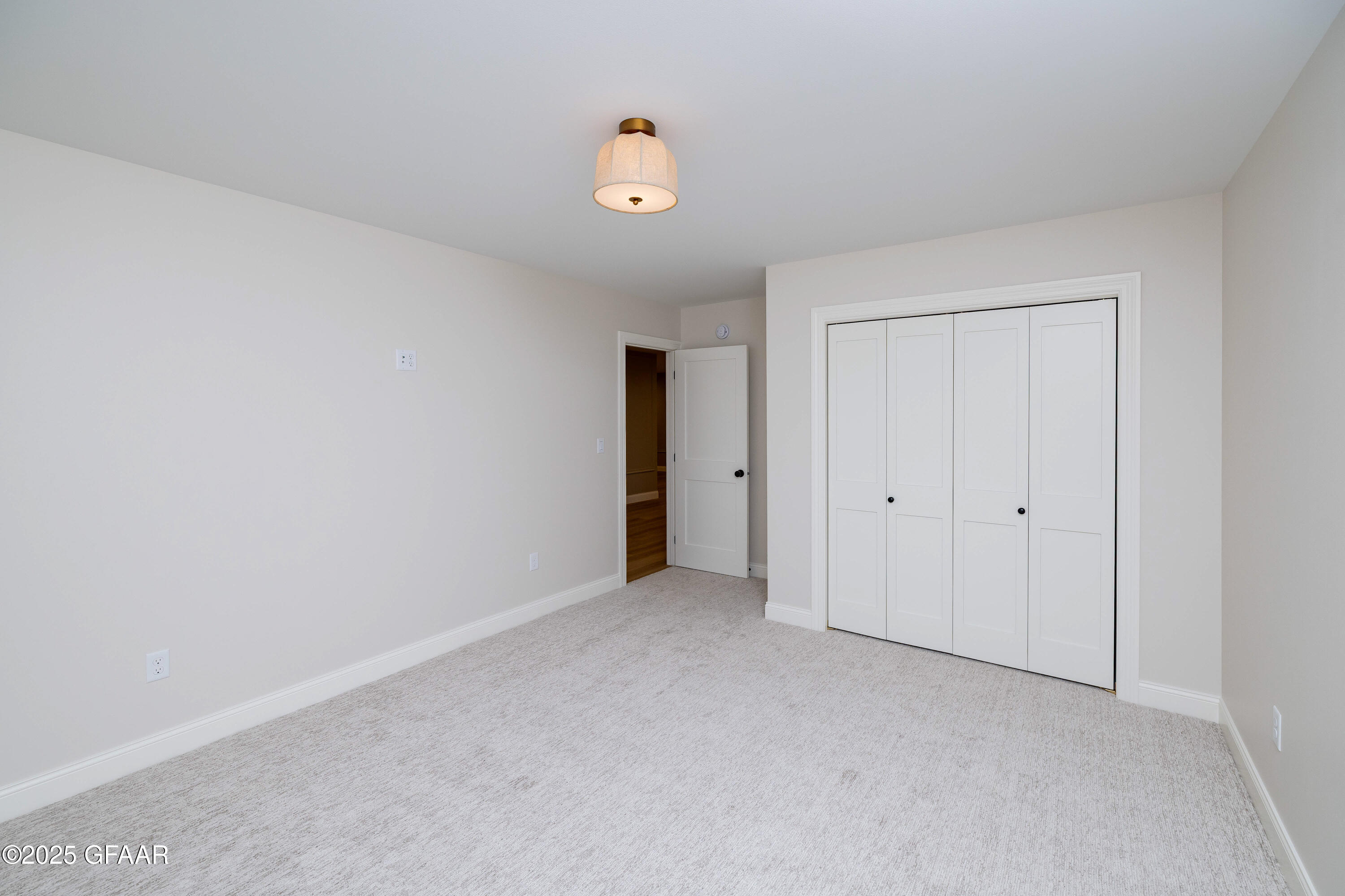 5959 SYLVIA Circle