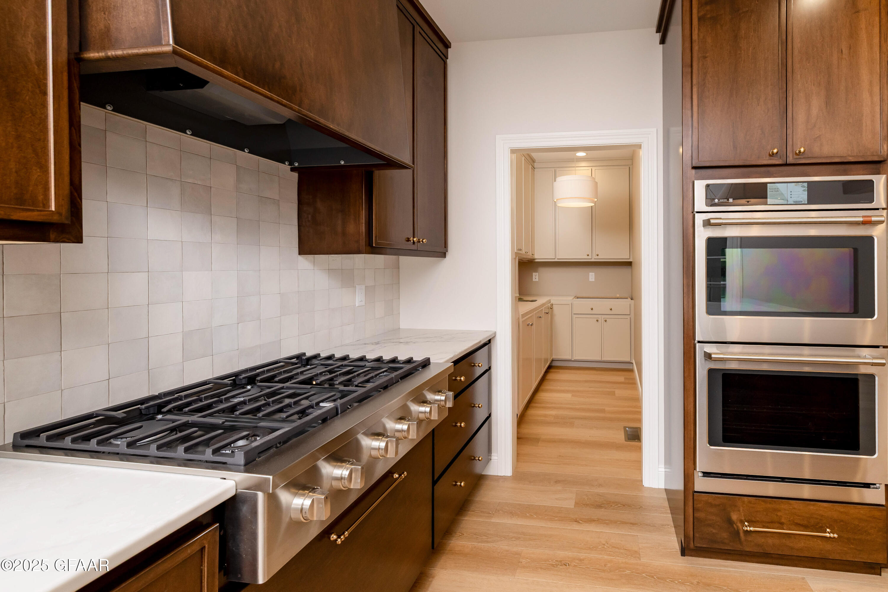 5959 SYLVIA Circle
