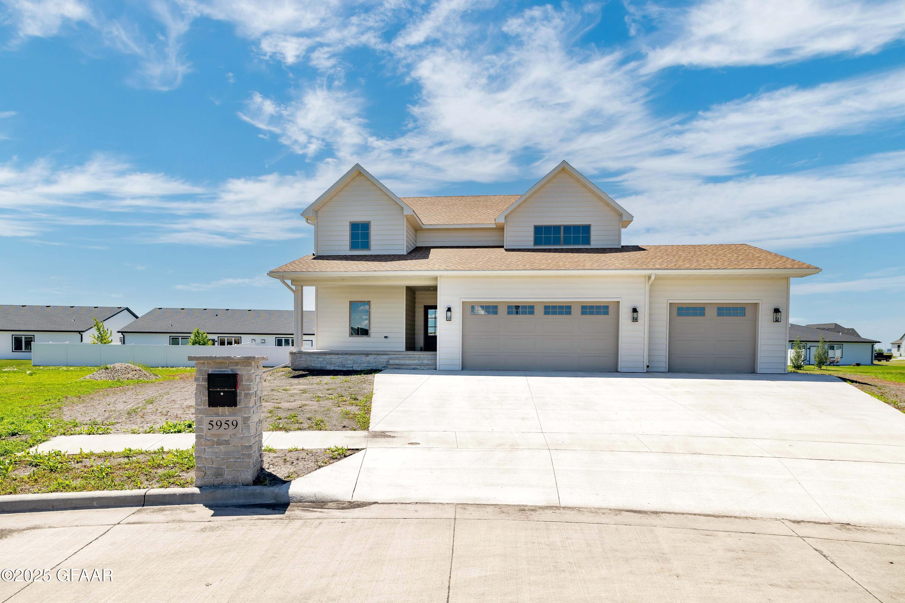 5959 SYLVIA Circle