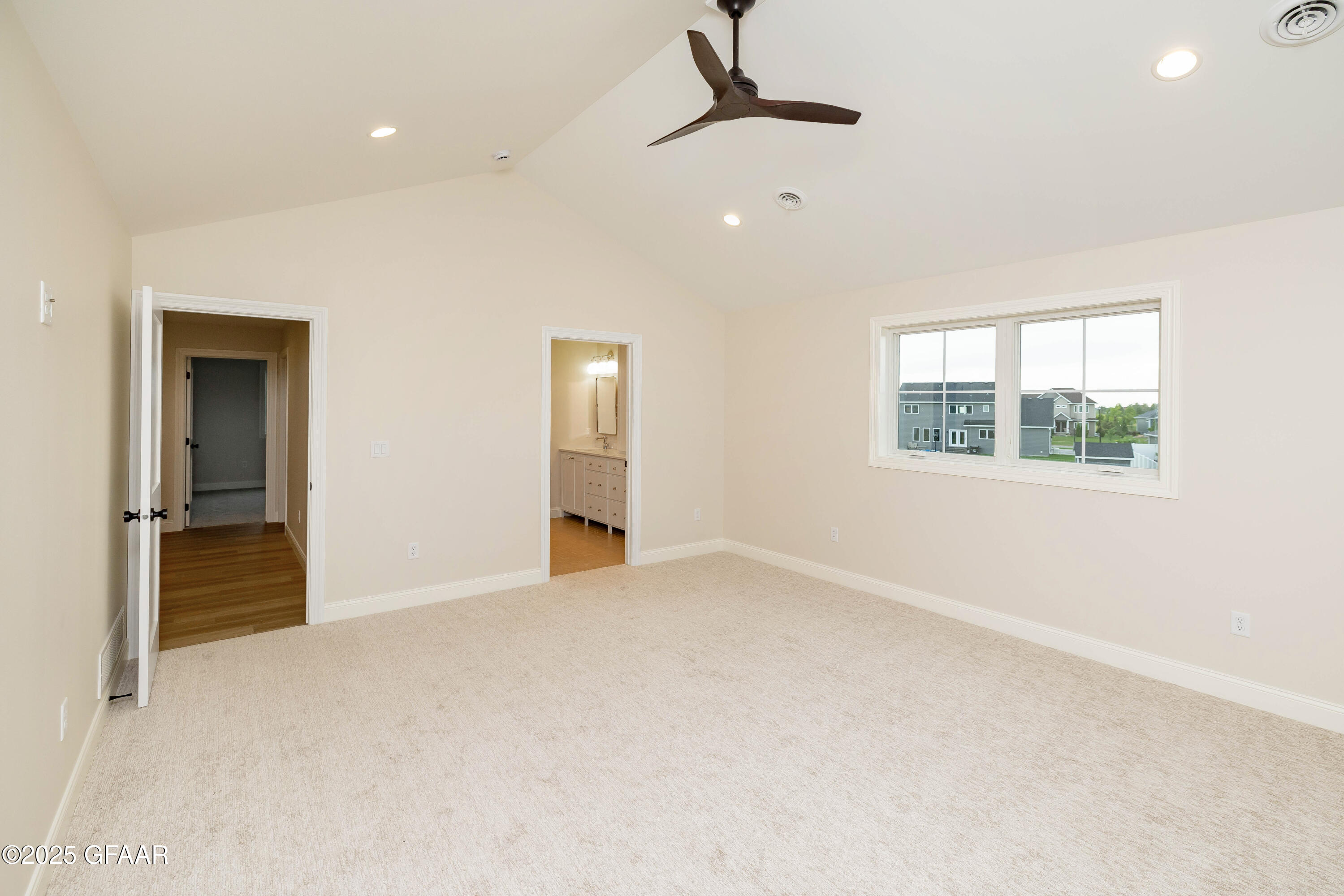 5959 SYLVIA Circle