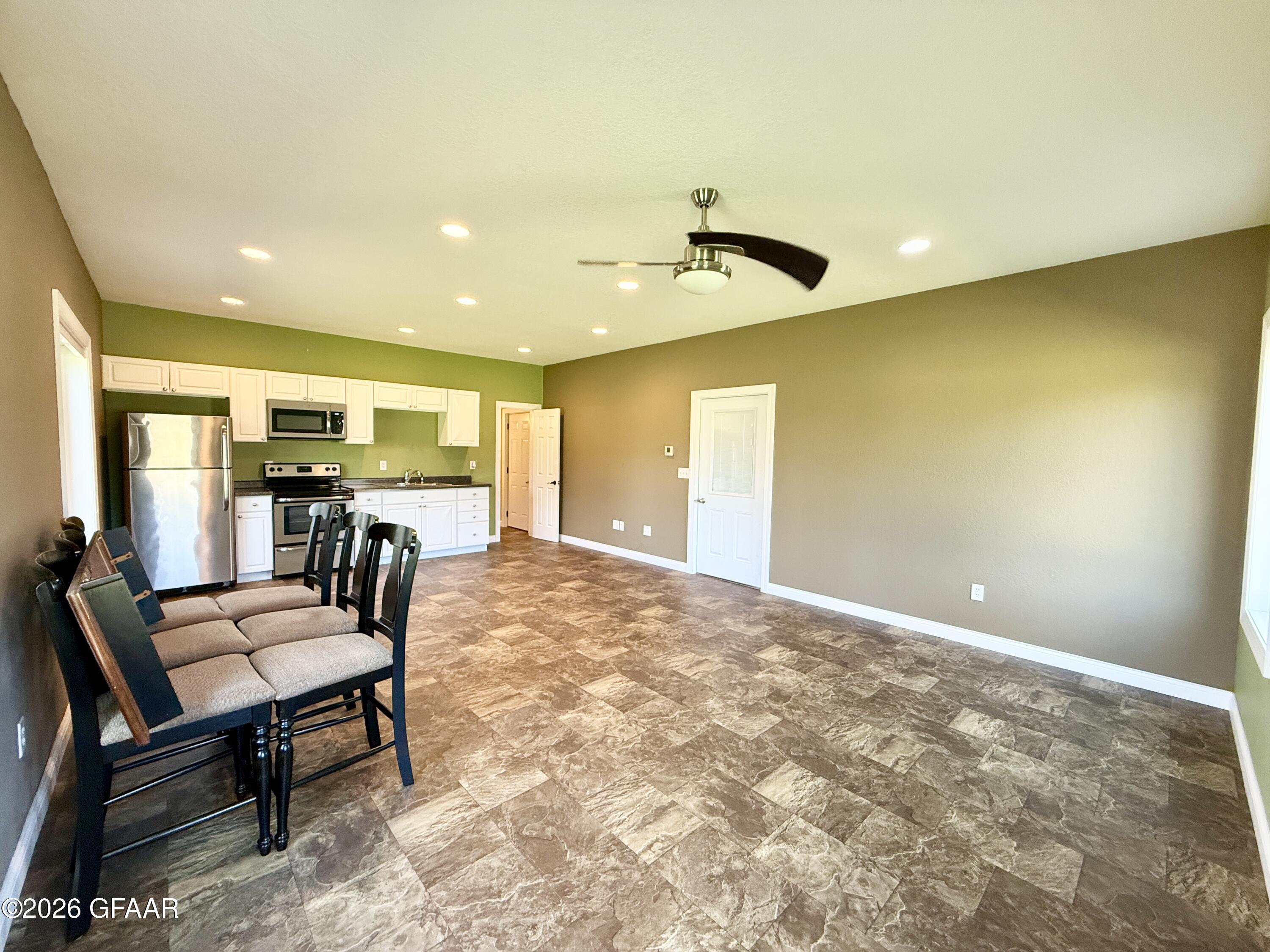 8994 COUNTY ROAD 39