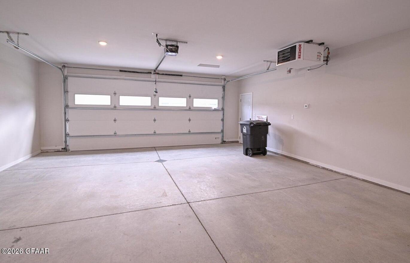 4412 EDGEWOOD Lane