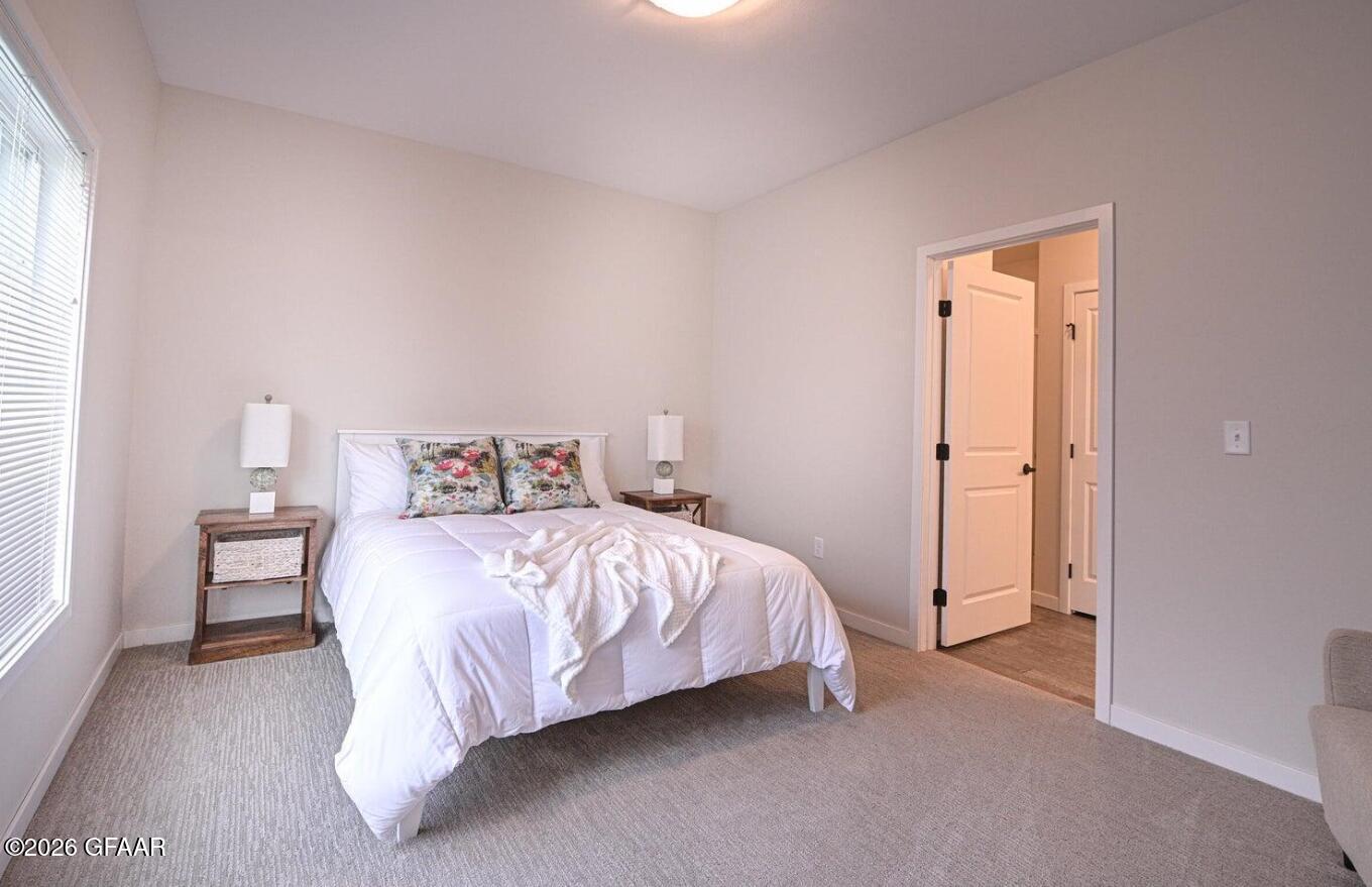 4412 EDGEWOOD Lane