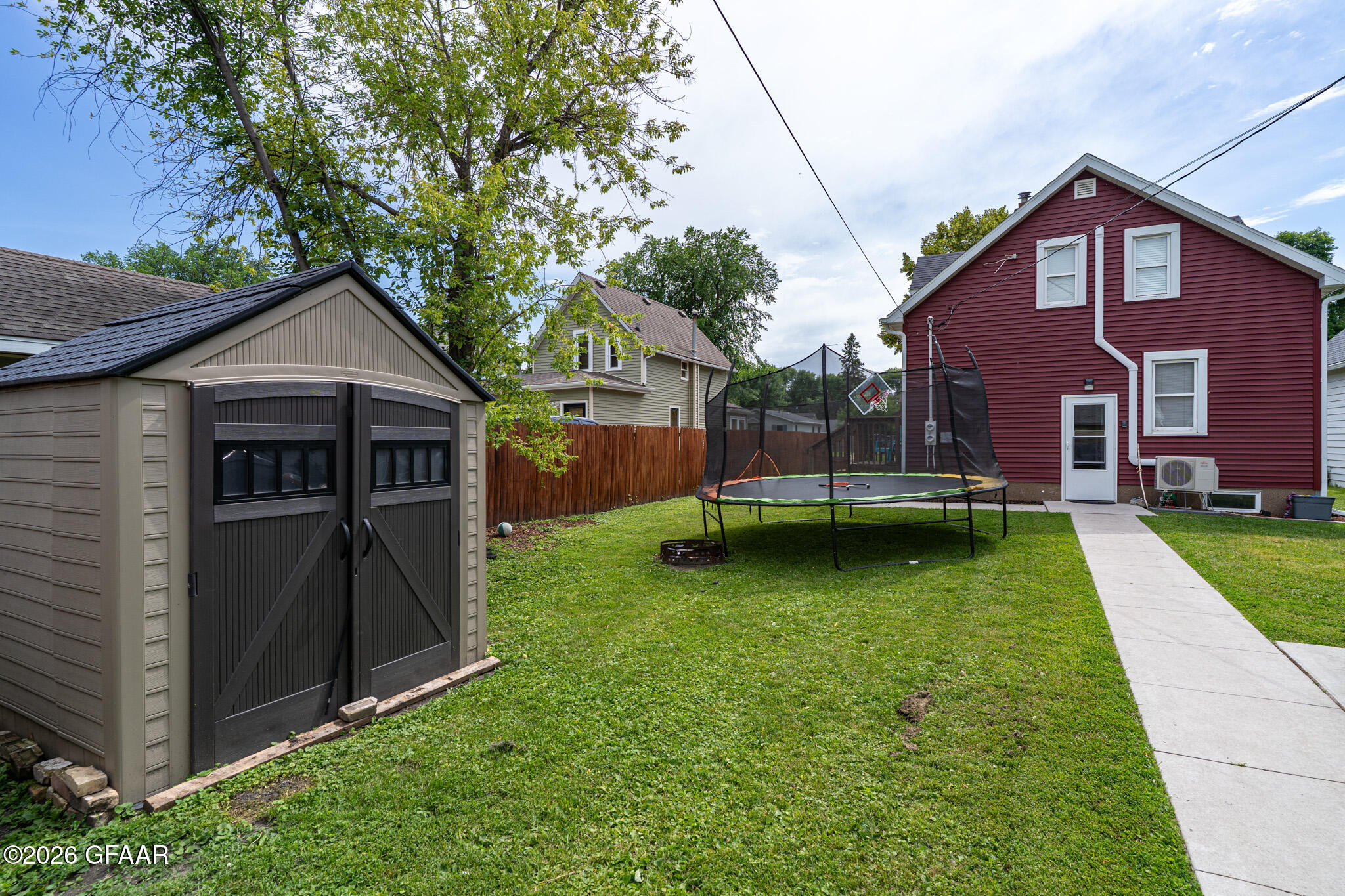 630 N 6TH Street