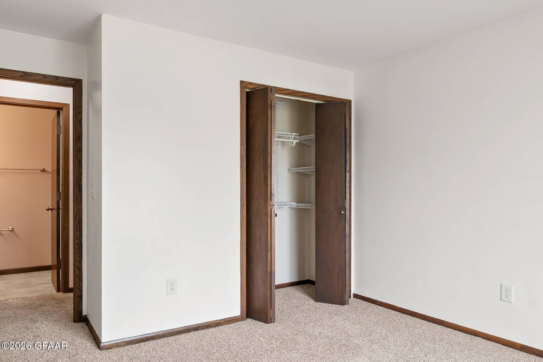 815 DUKE Drive, 215