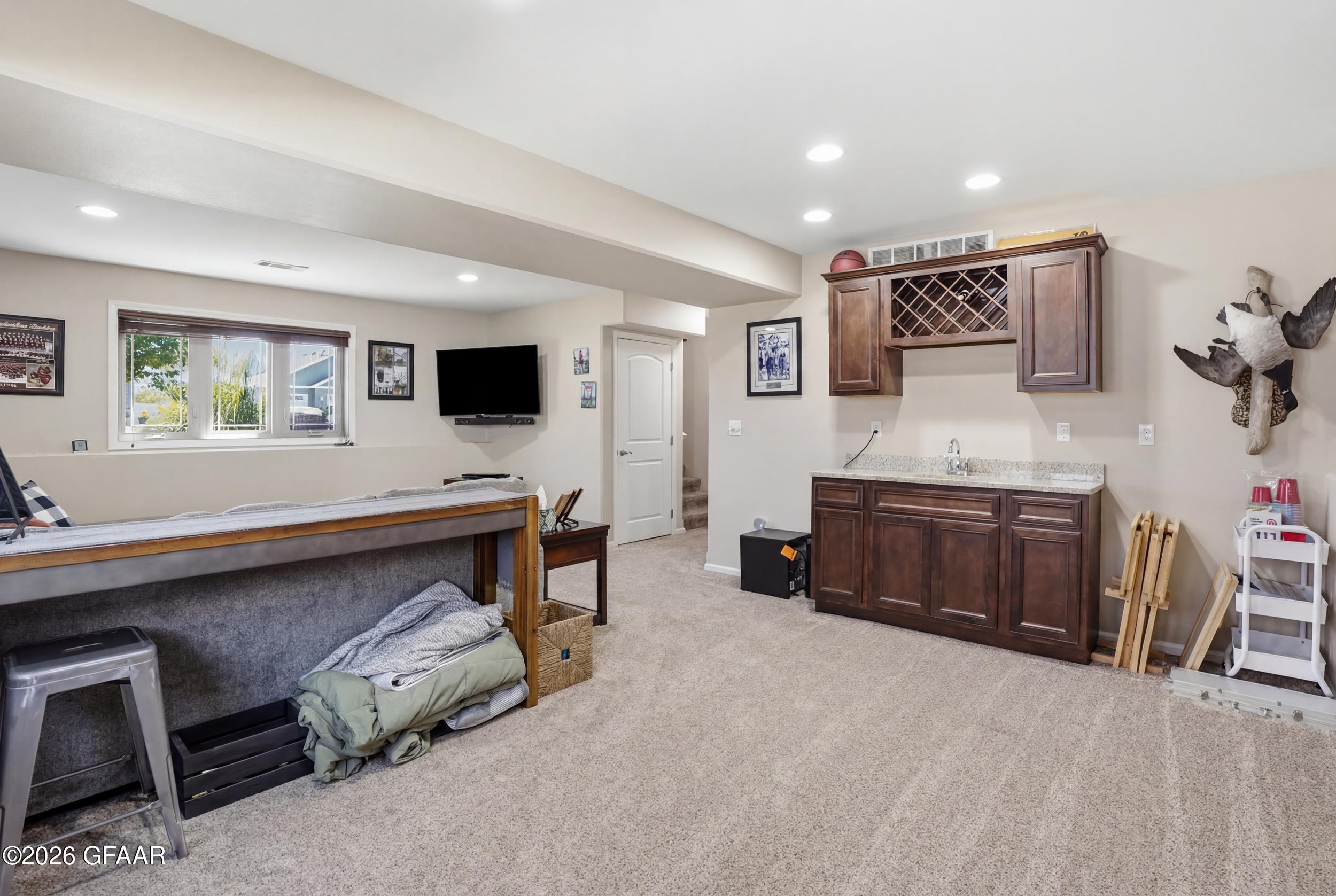 5295 MAC Drive