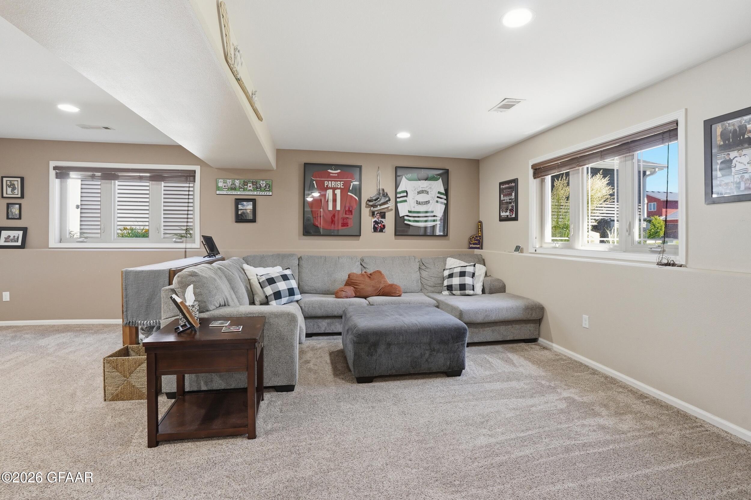 5295 MAC Drive