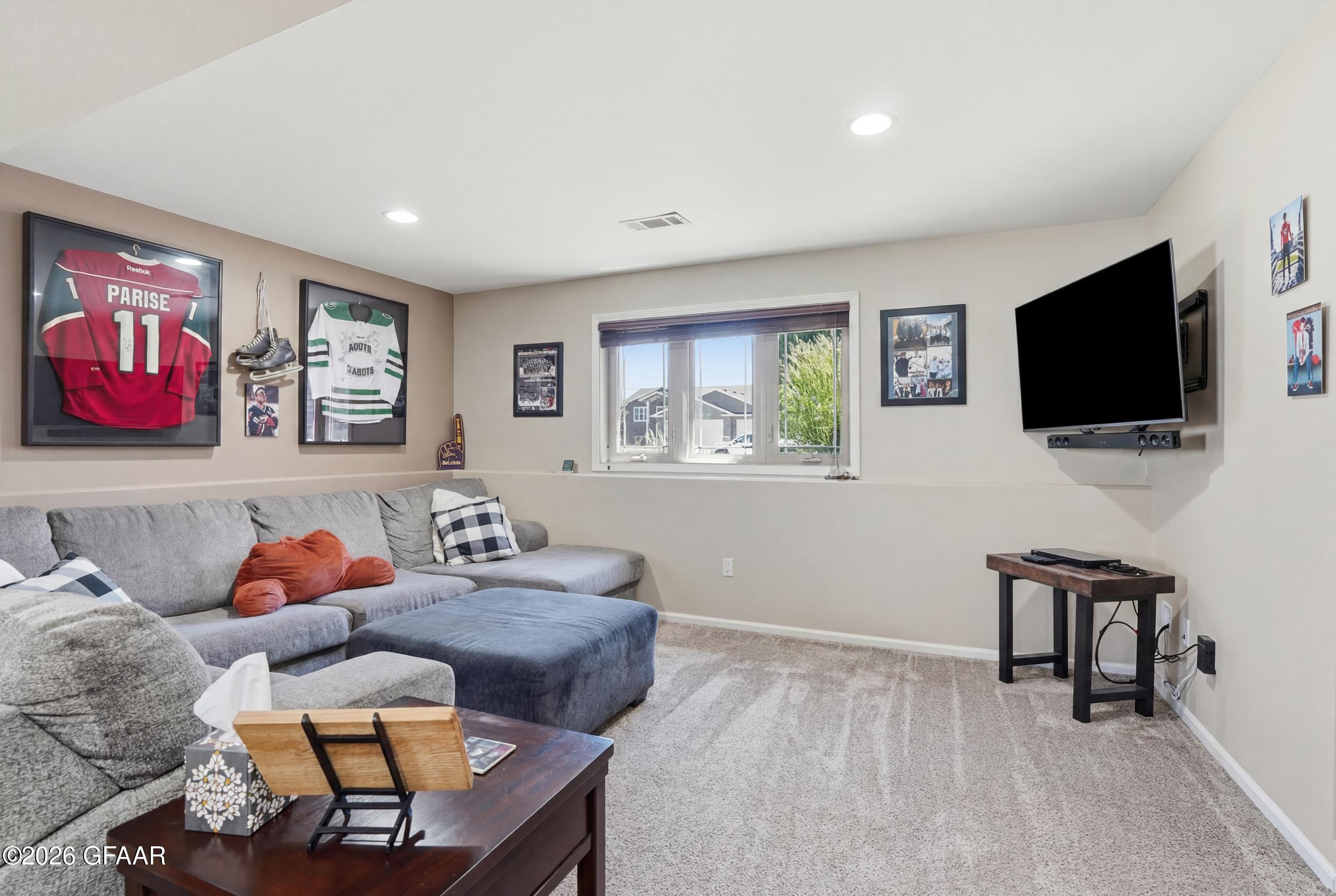 5295 MAC Drive