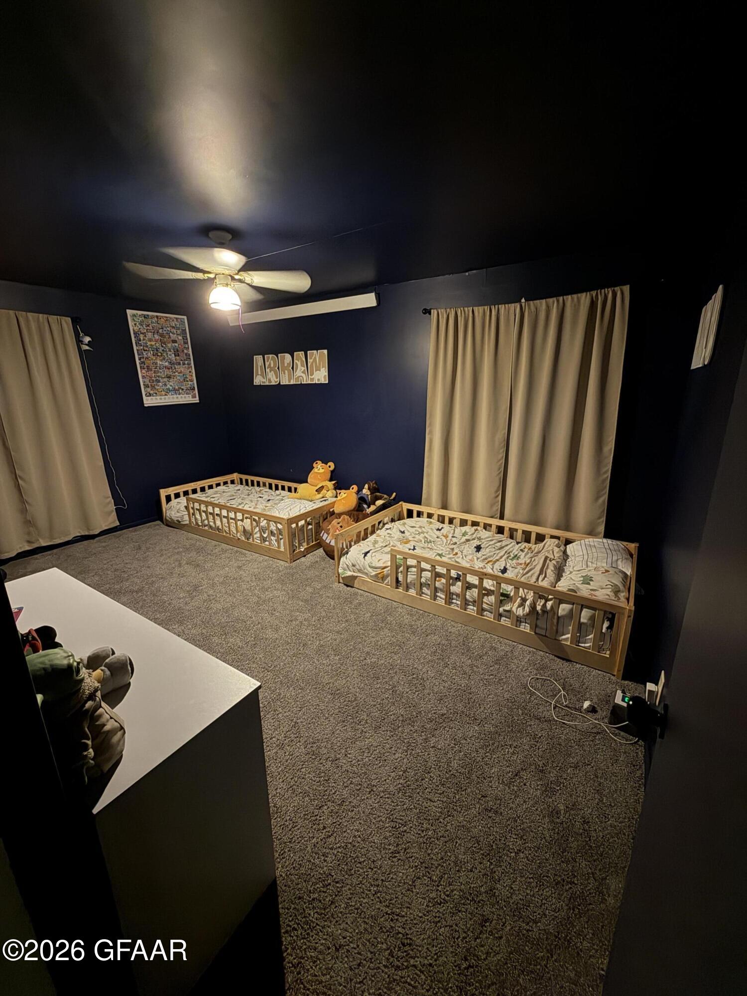 362 MOORHEAD Street W