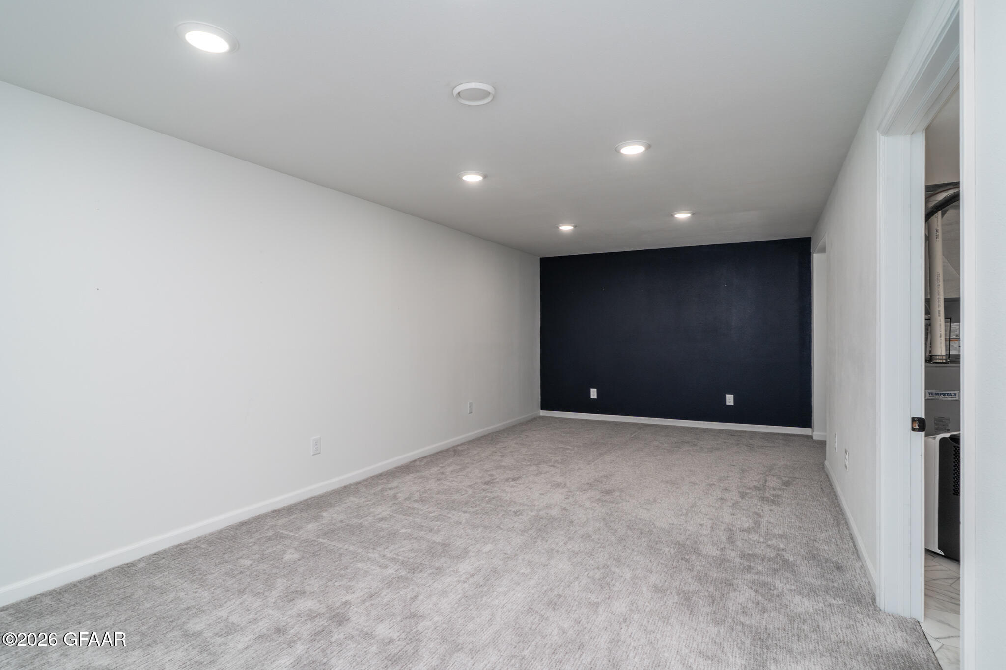 1315 18TH Street S