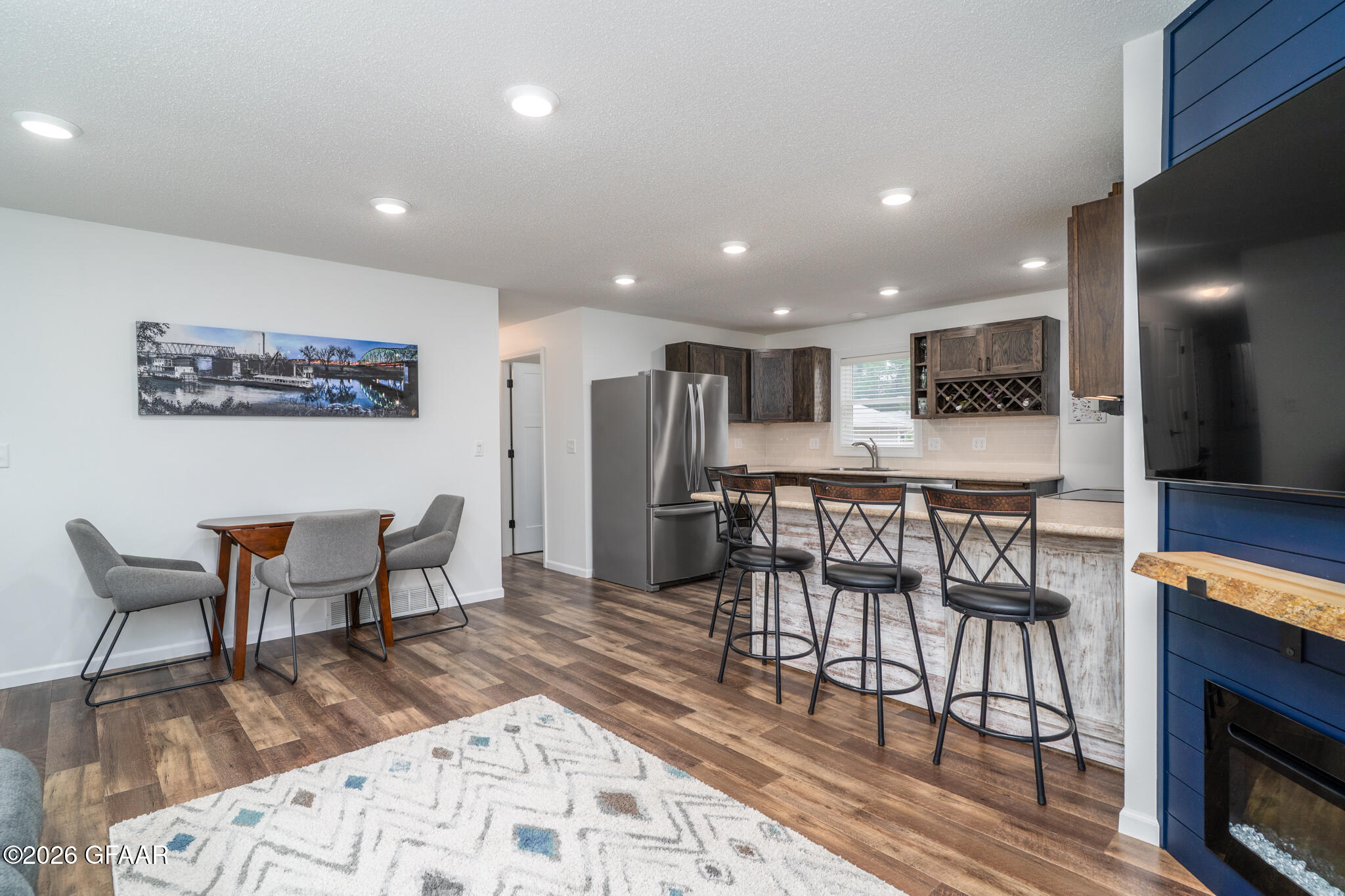 1315 18TH Street S