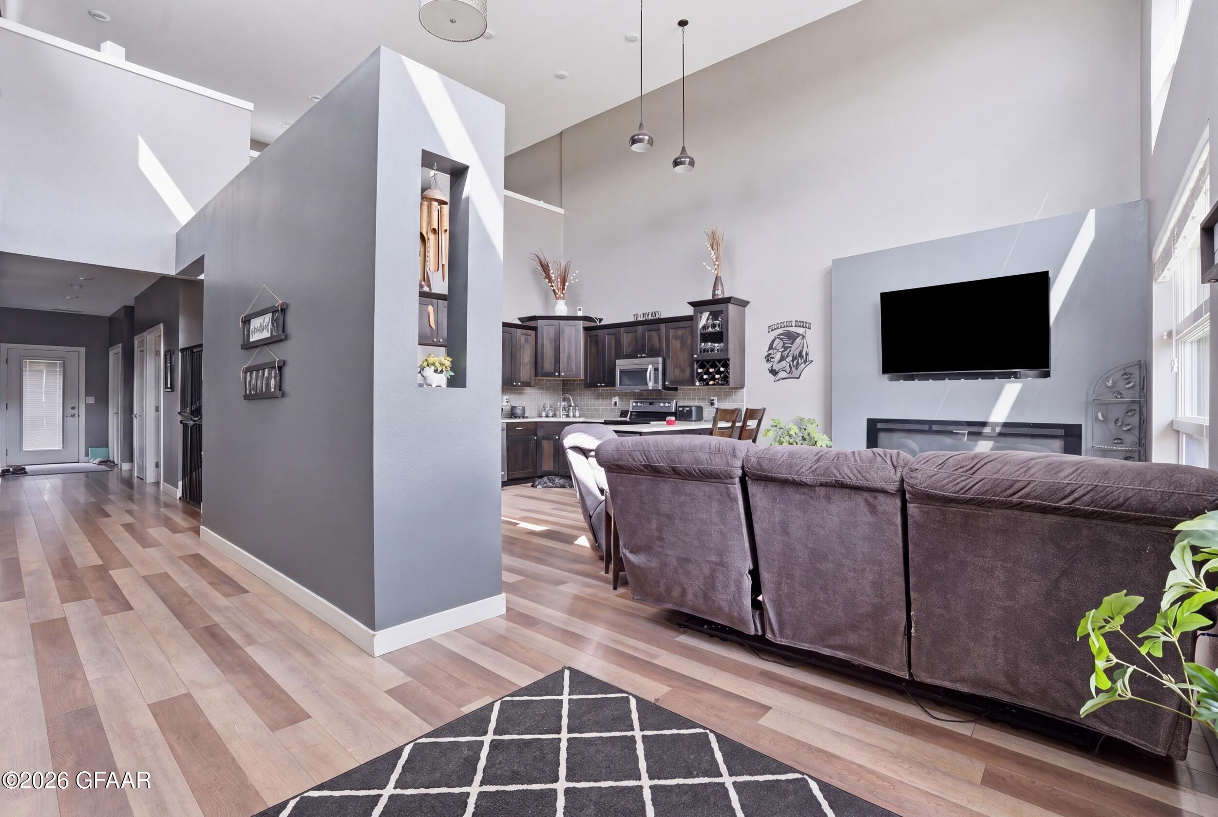 3968 IVY Drive
