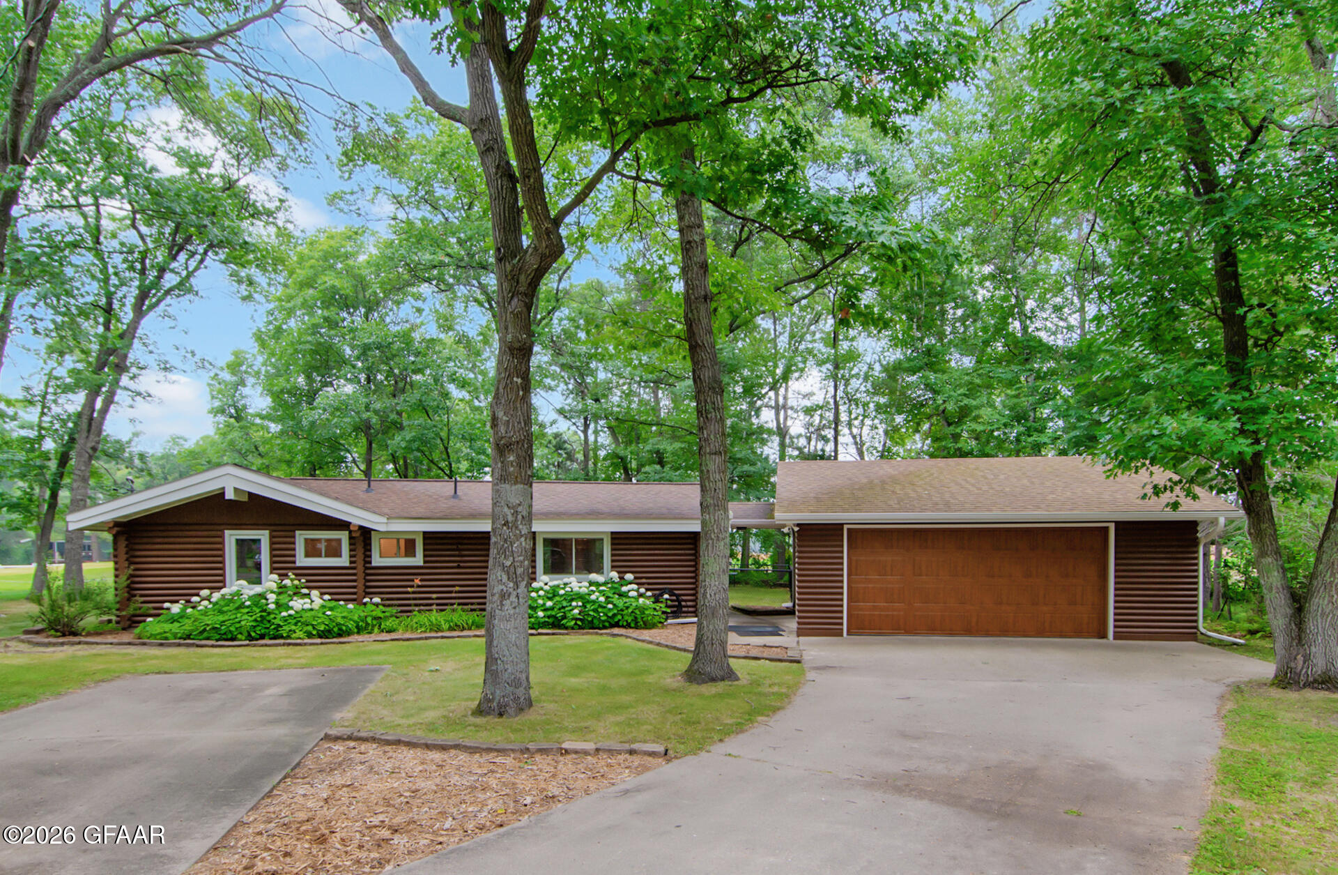 8672 WREN Drive