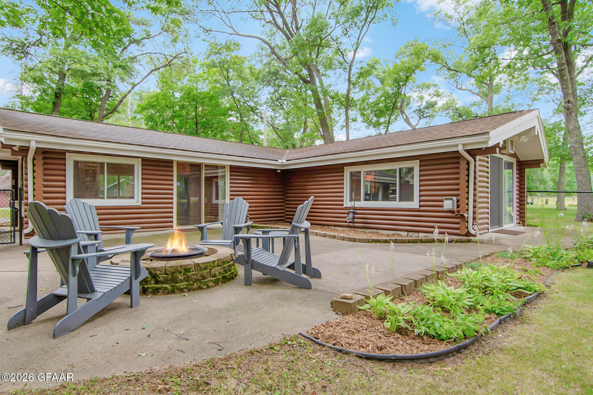 8672 WREN Drive