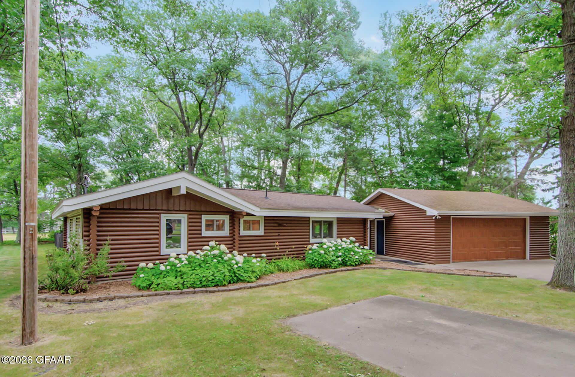 8672 WREN Drive