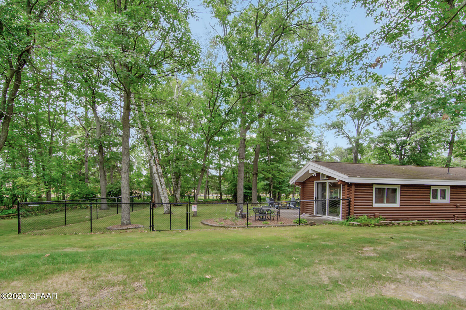 8672 WREN Drive