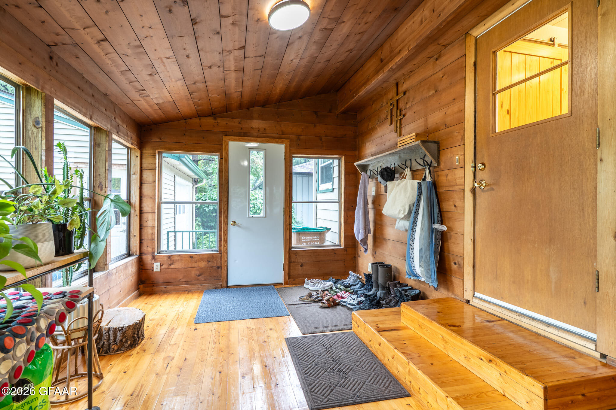 517 BYGLAND Road SE