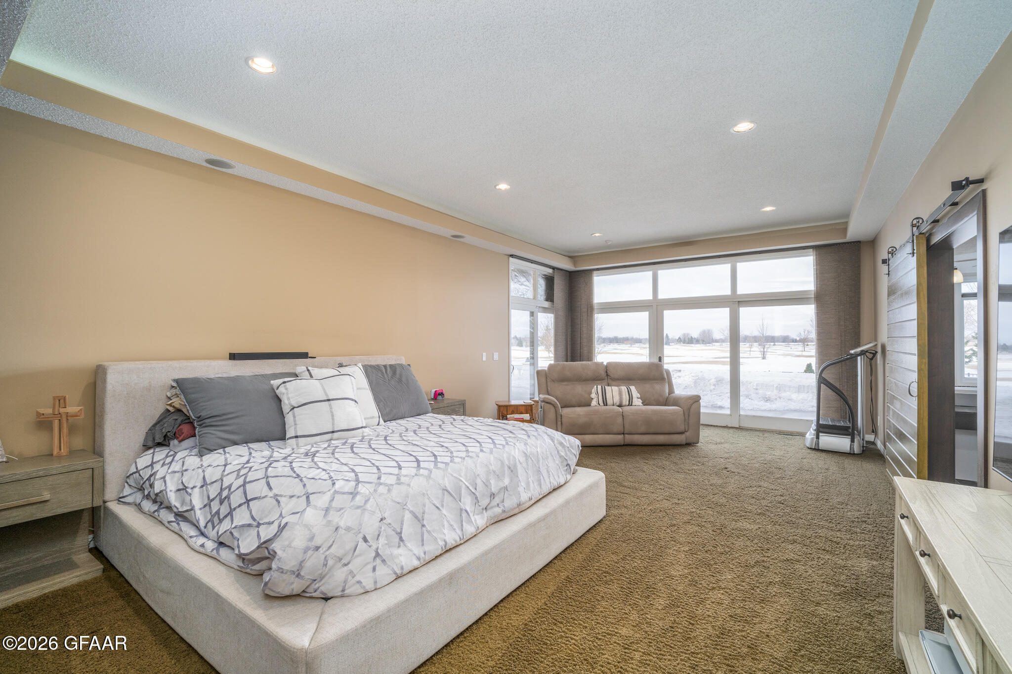 2511 ST ANDREWS Drive NW