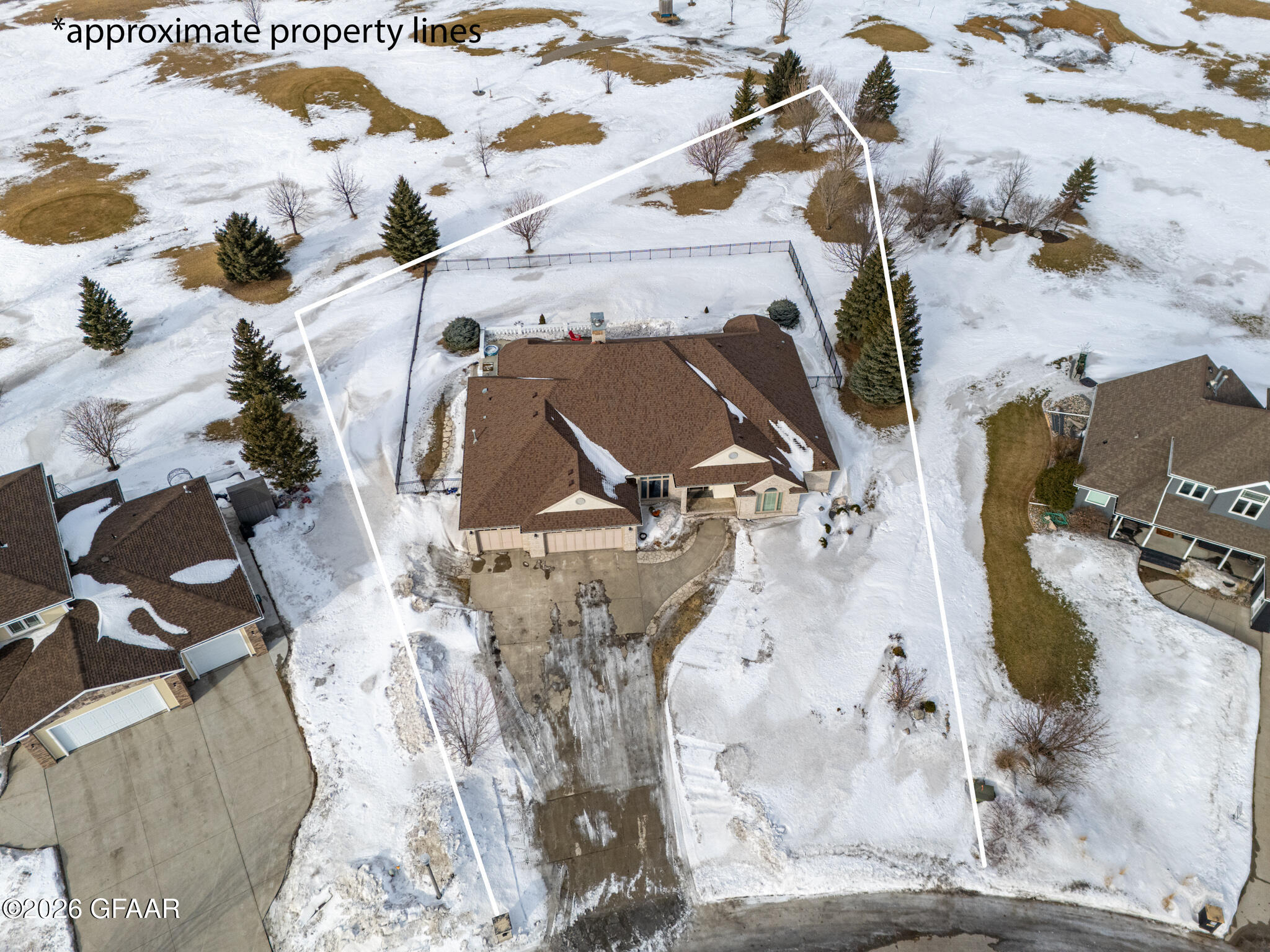 2511 ST ANDREWS Drive NW