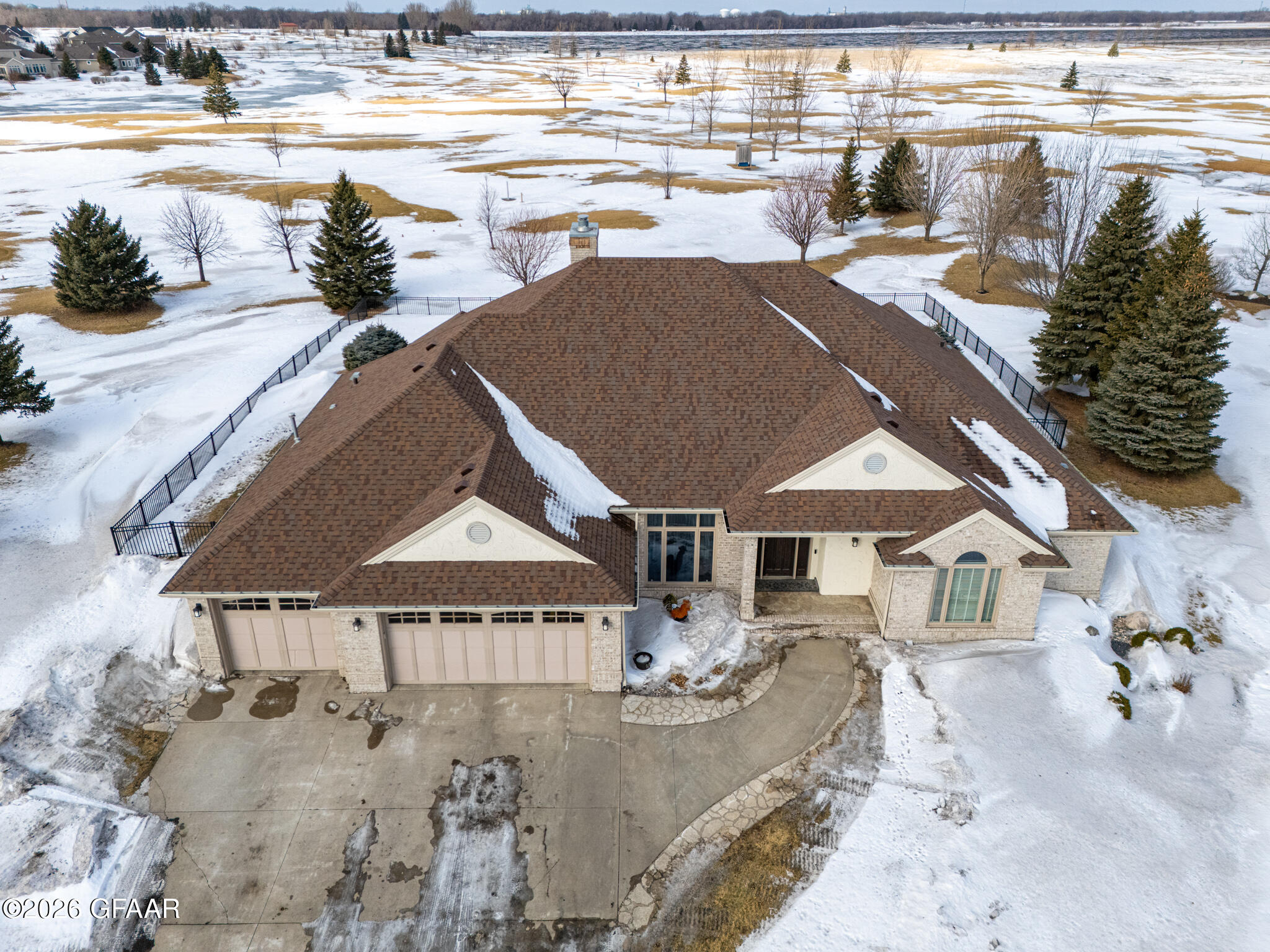 2511 ST ANDREWS Drive NW