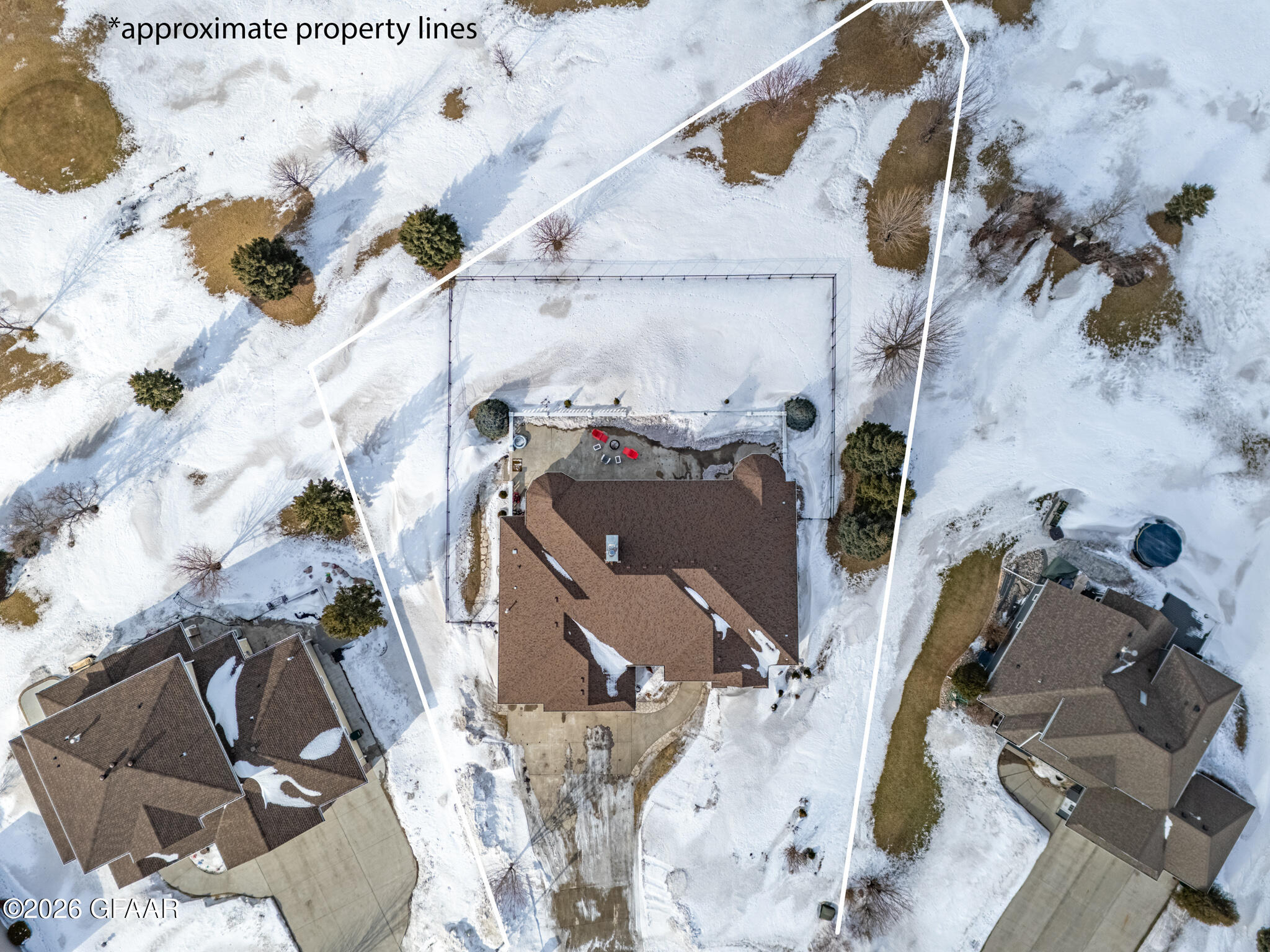 2511 ST ANDREWS Drive NW