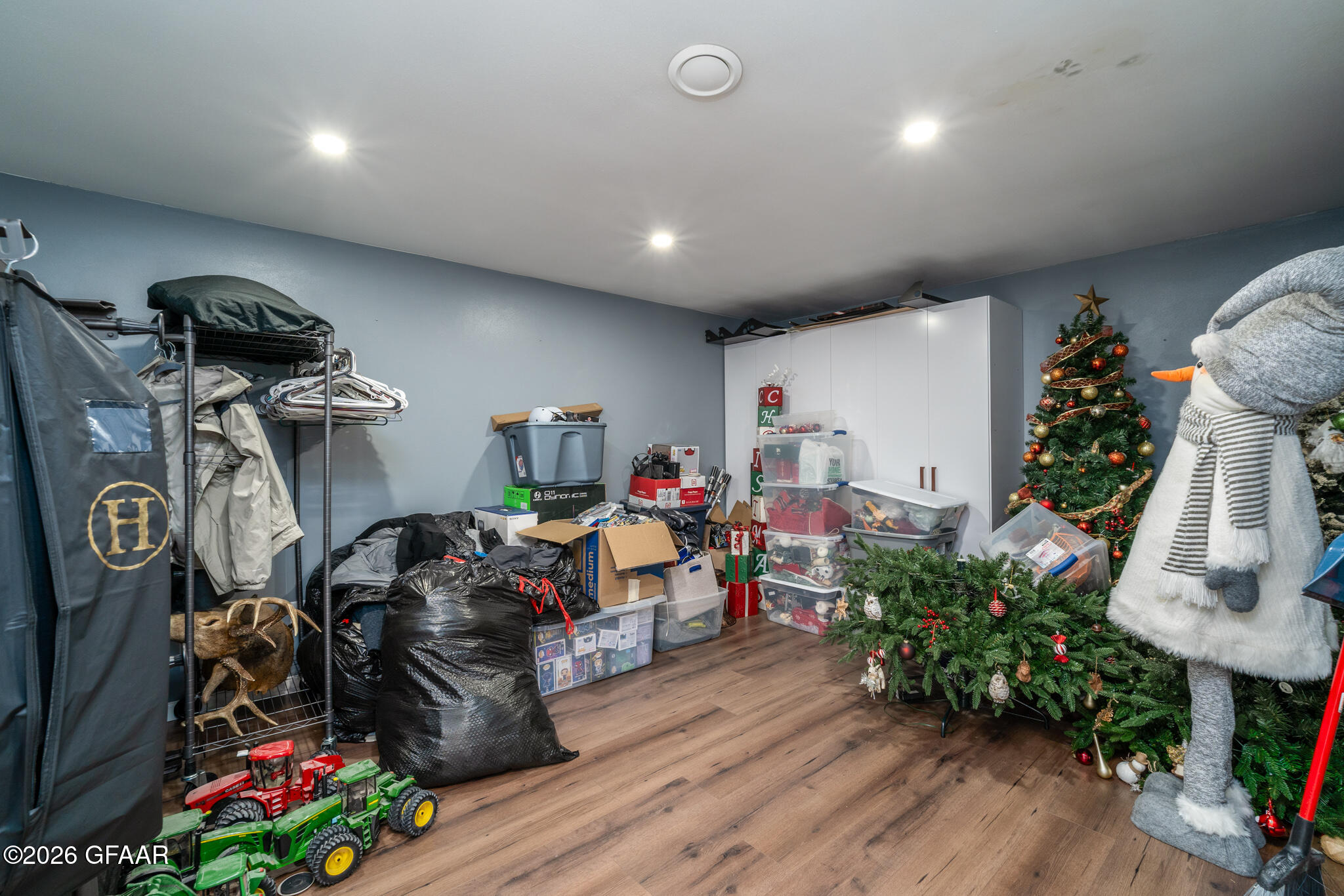 2511 ST ANDREWS Drive NW