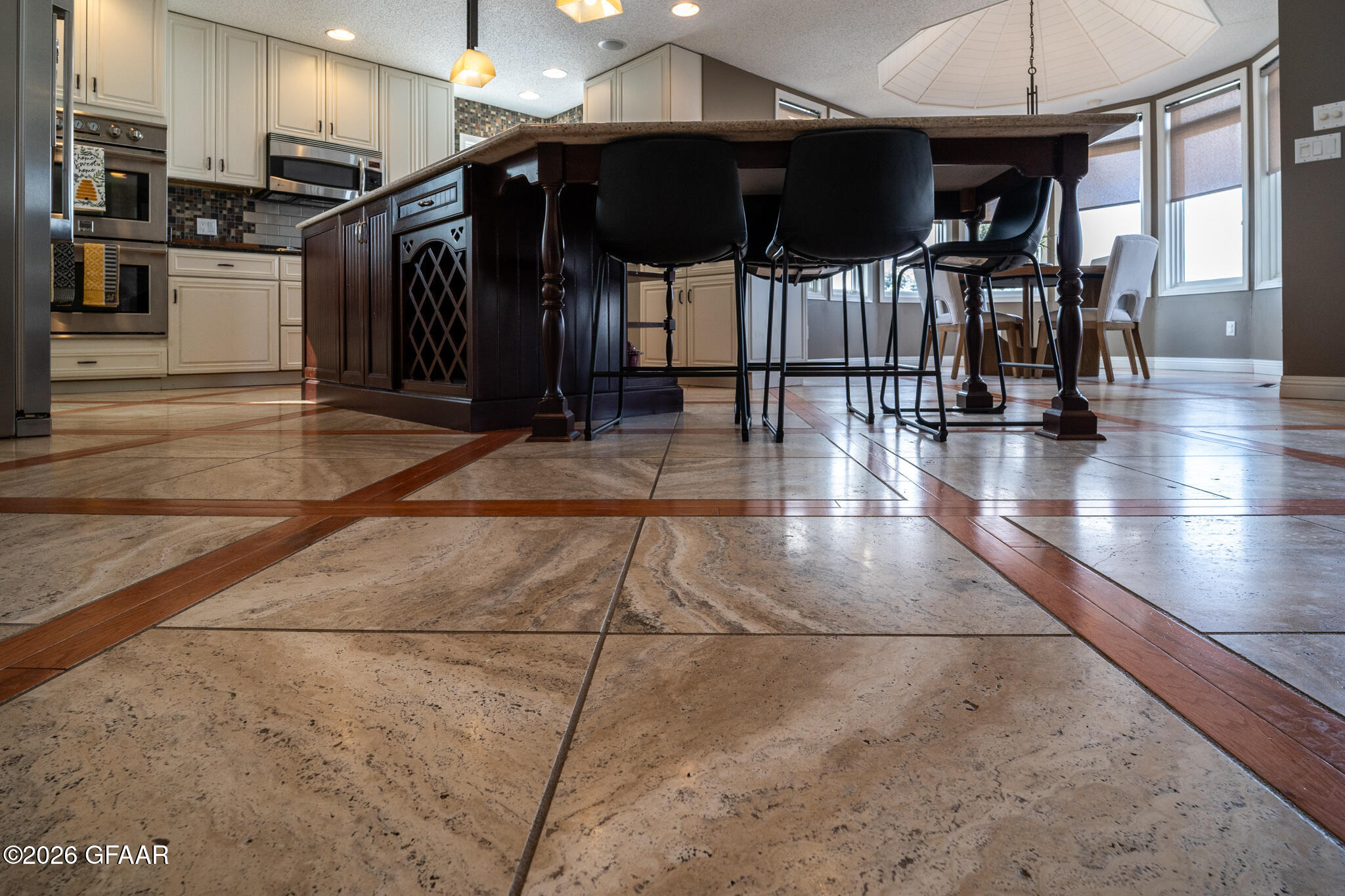 2511 ST ANDREWS Drive NW