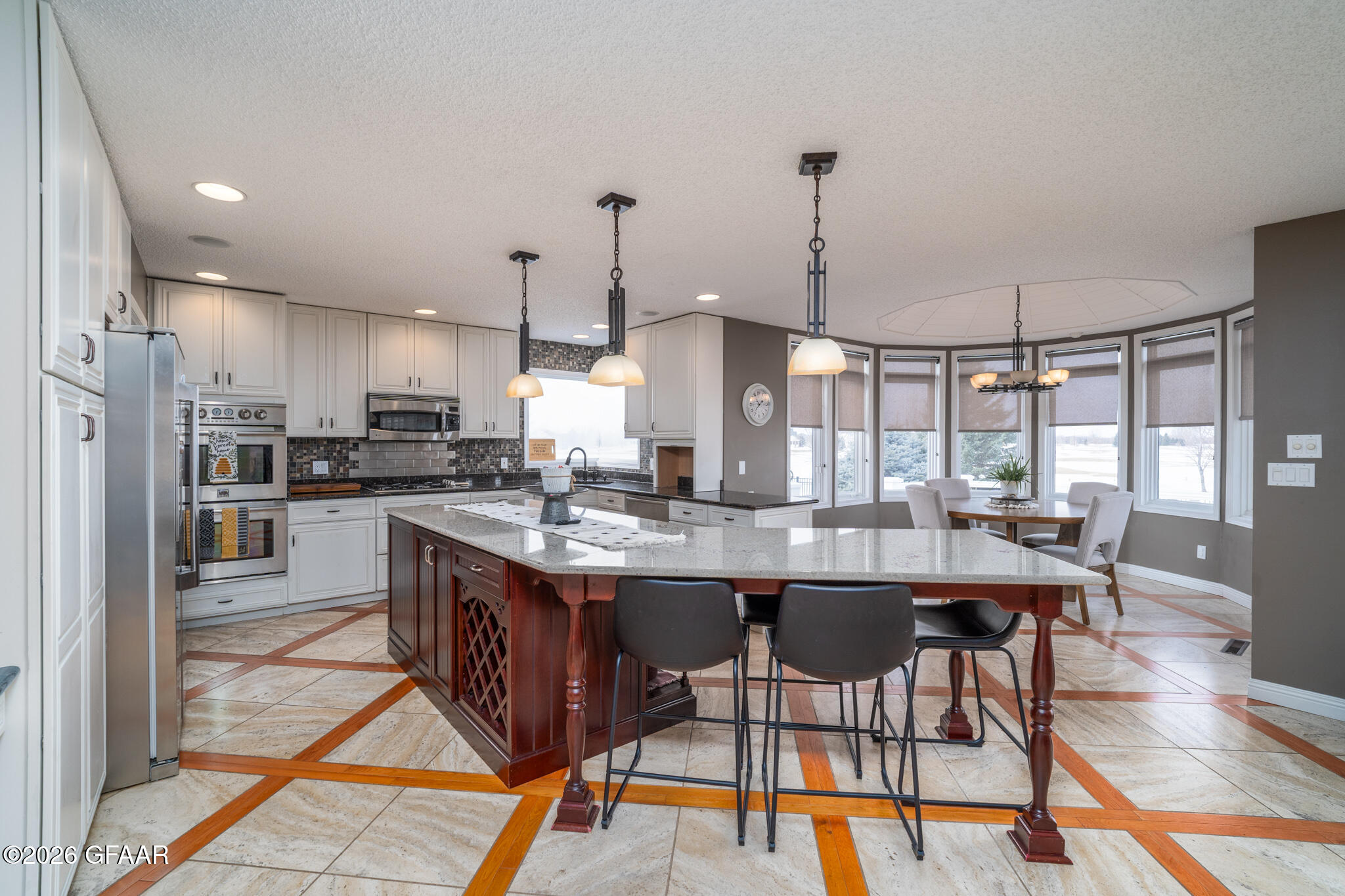 2511 ST ANDREWS Drive NW