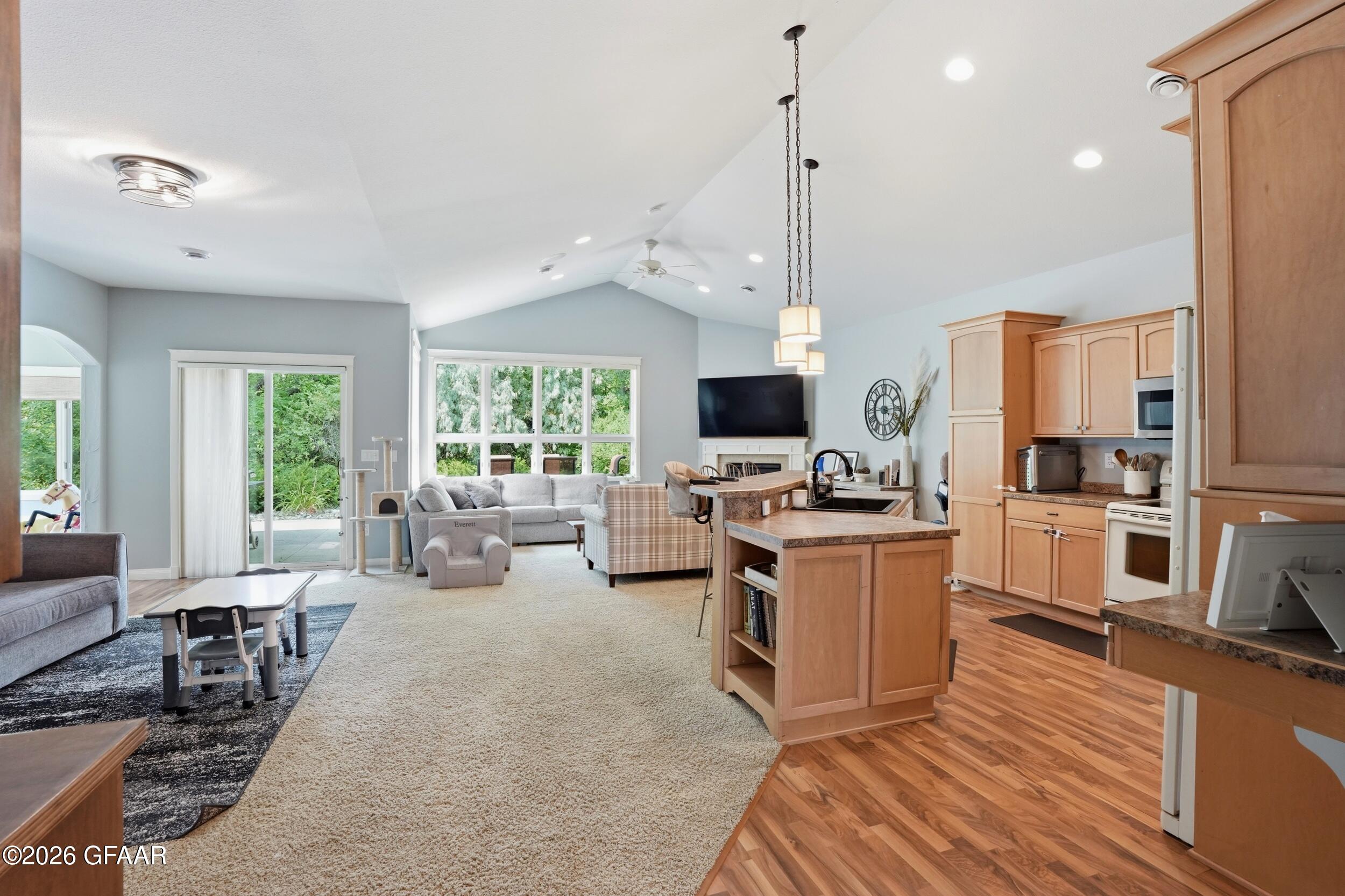 1173 OXBOW Court