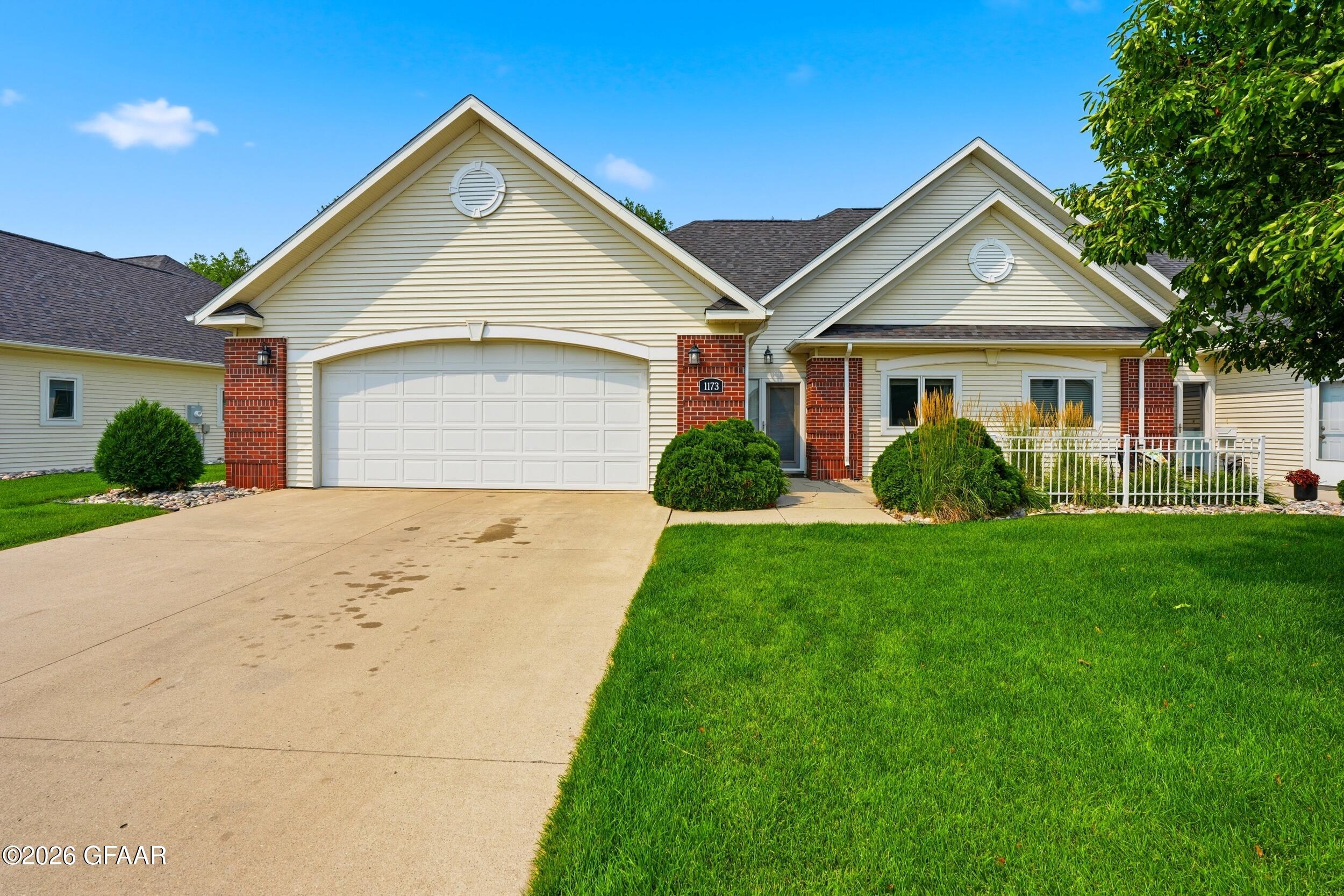 1173 OXBOW Court