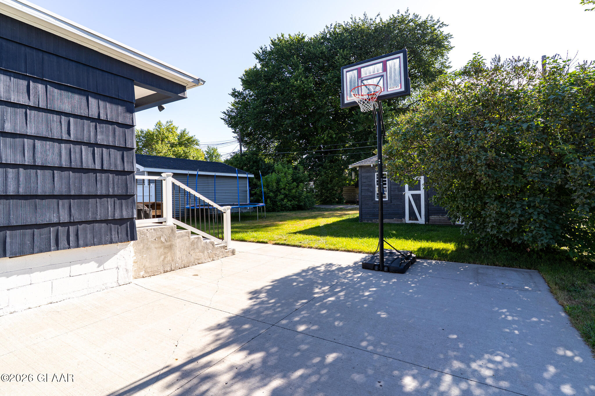 907 CHERRY Street
