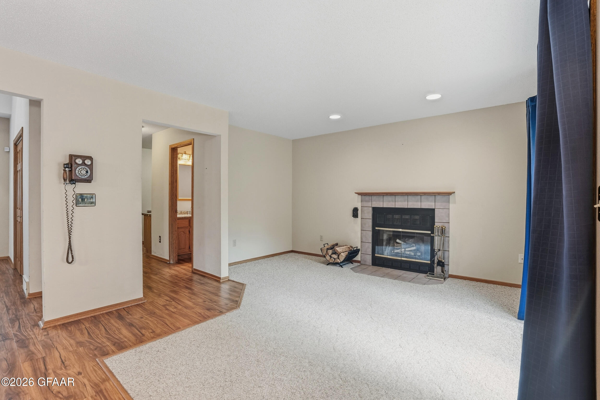 4628 LOAMY HILLS Place