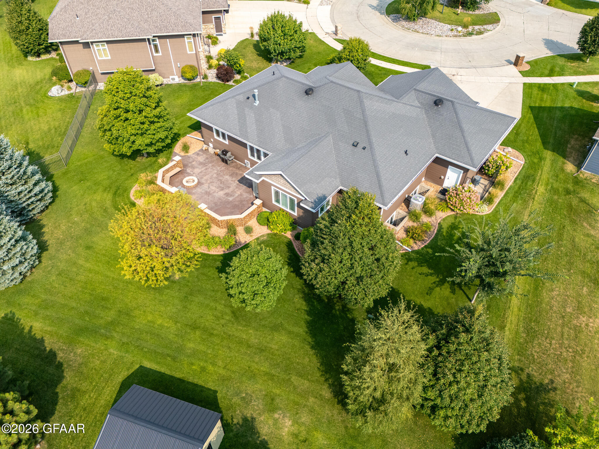 1466 ROBERT Circle