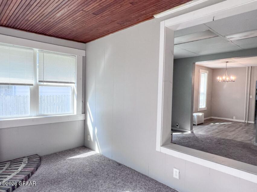 518 WALNUT Street