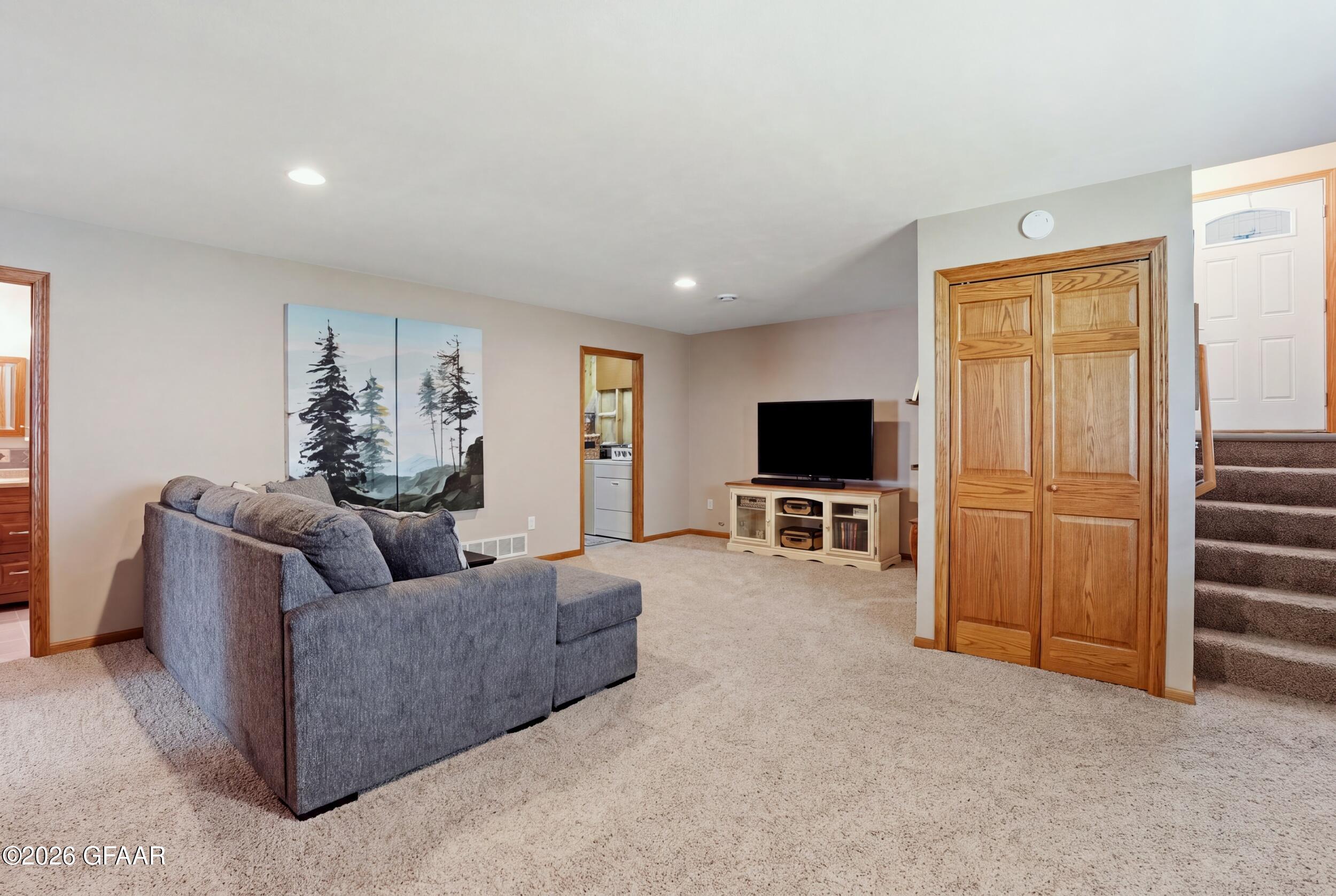 4744 CURRAN Court