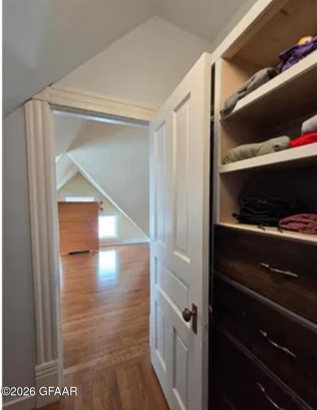 21 3RD Street E