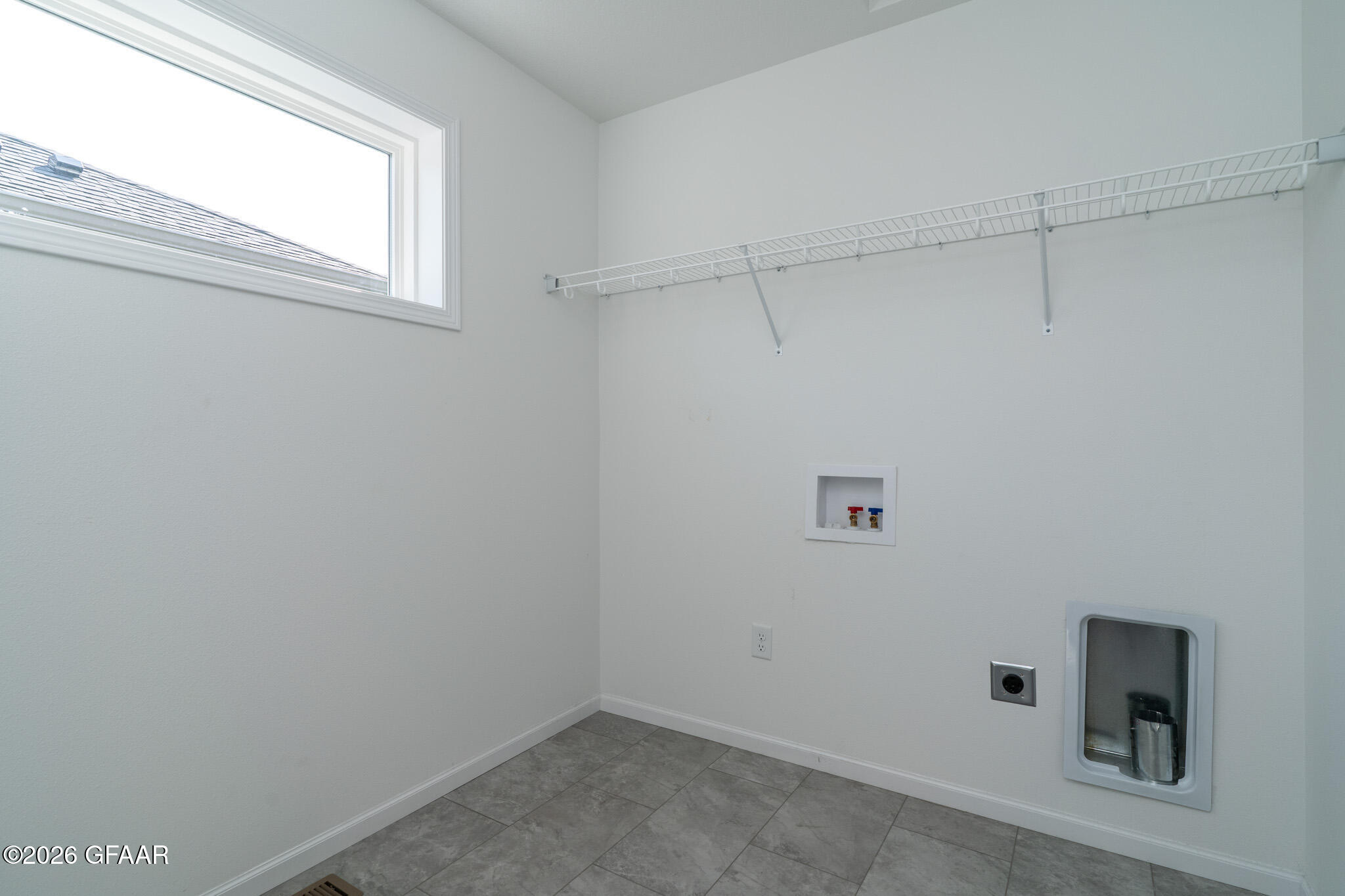 935 DAVID Drive