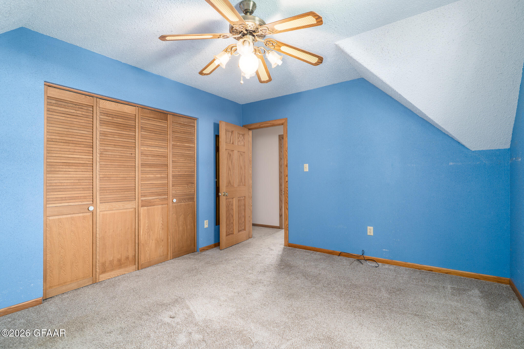 323 4TH Street