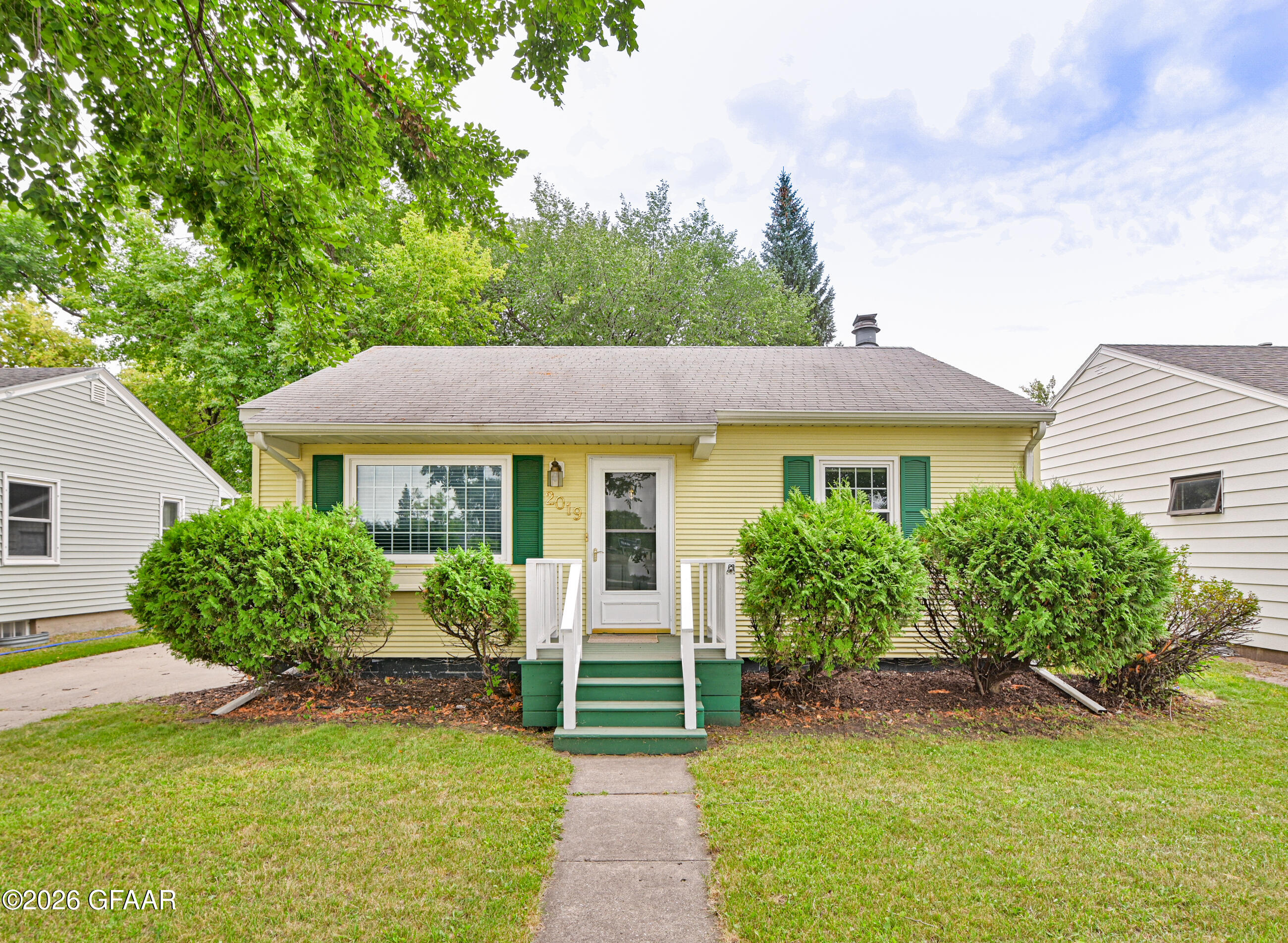 2019 5TH Avenue N