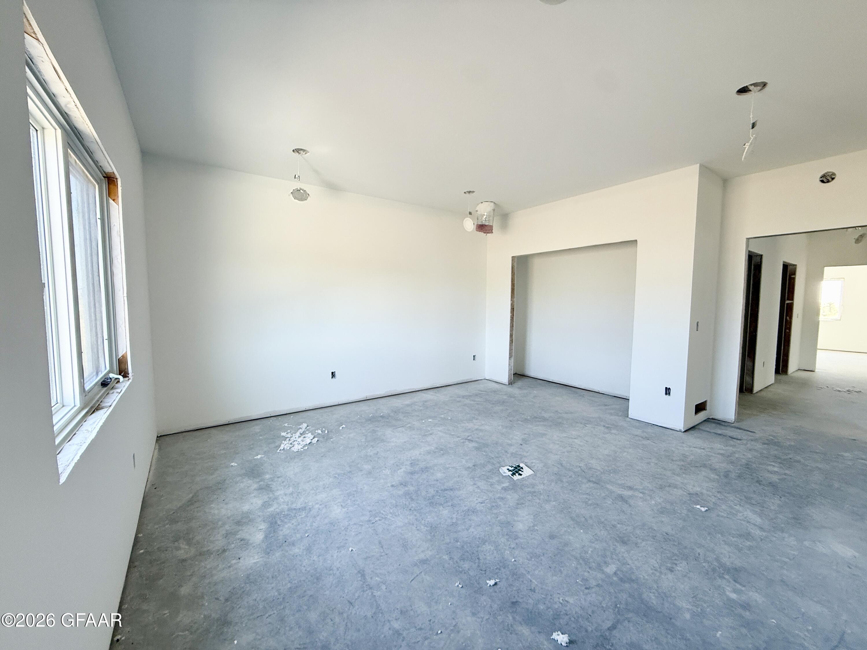 1906 7TH Street