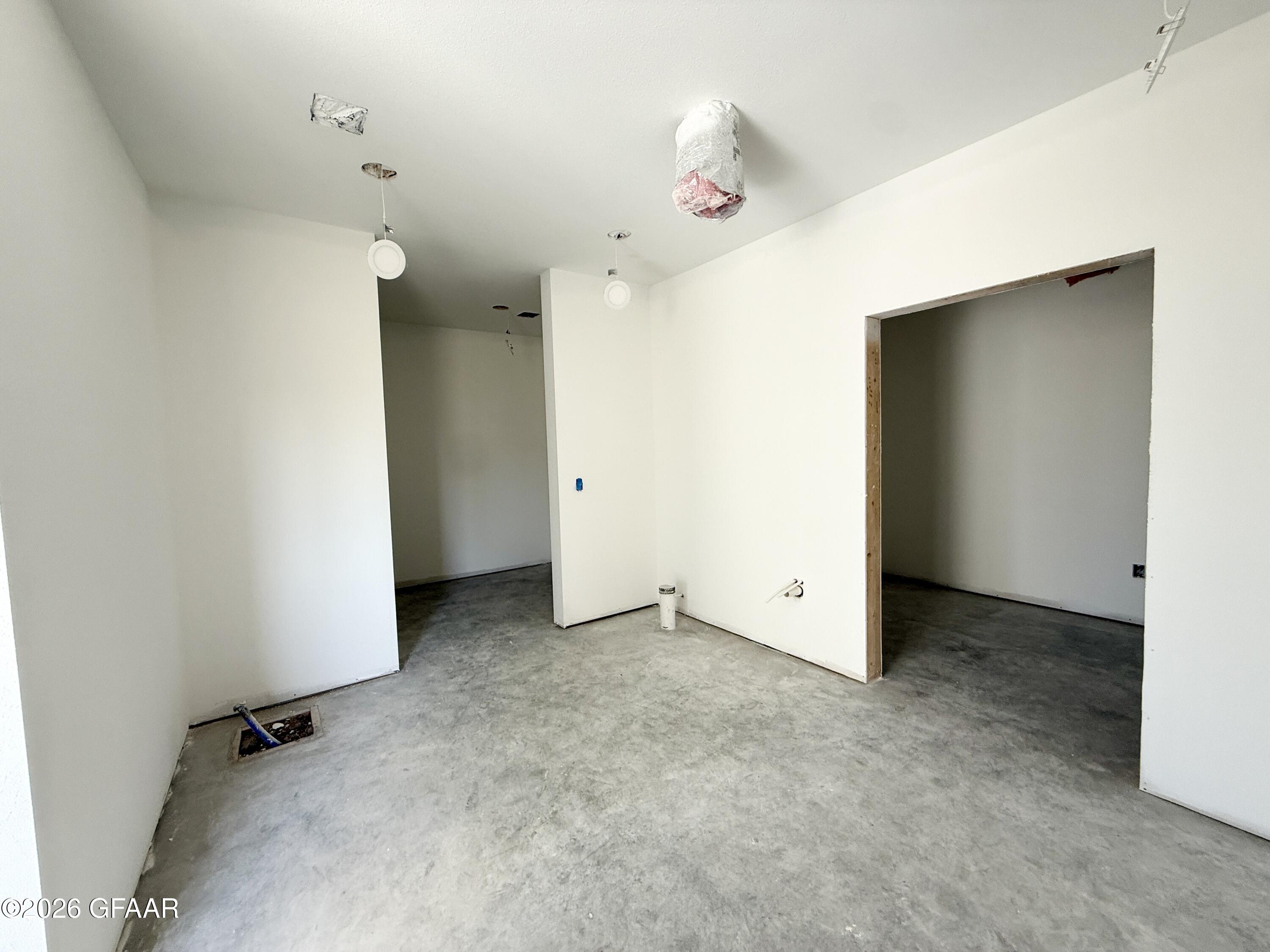 1906 7TH Street