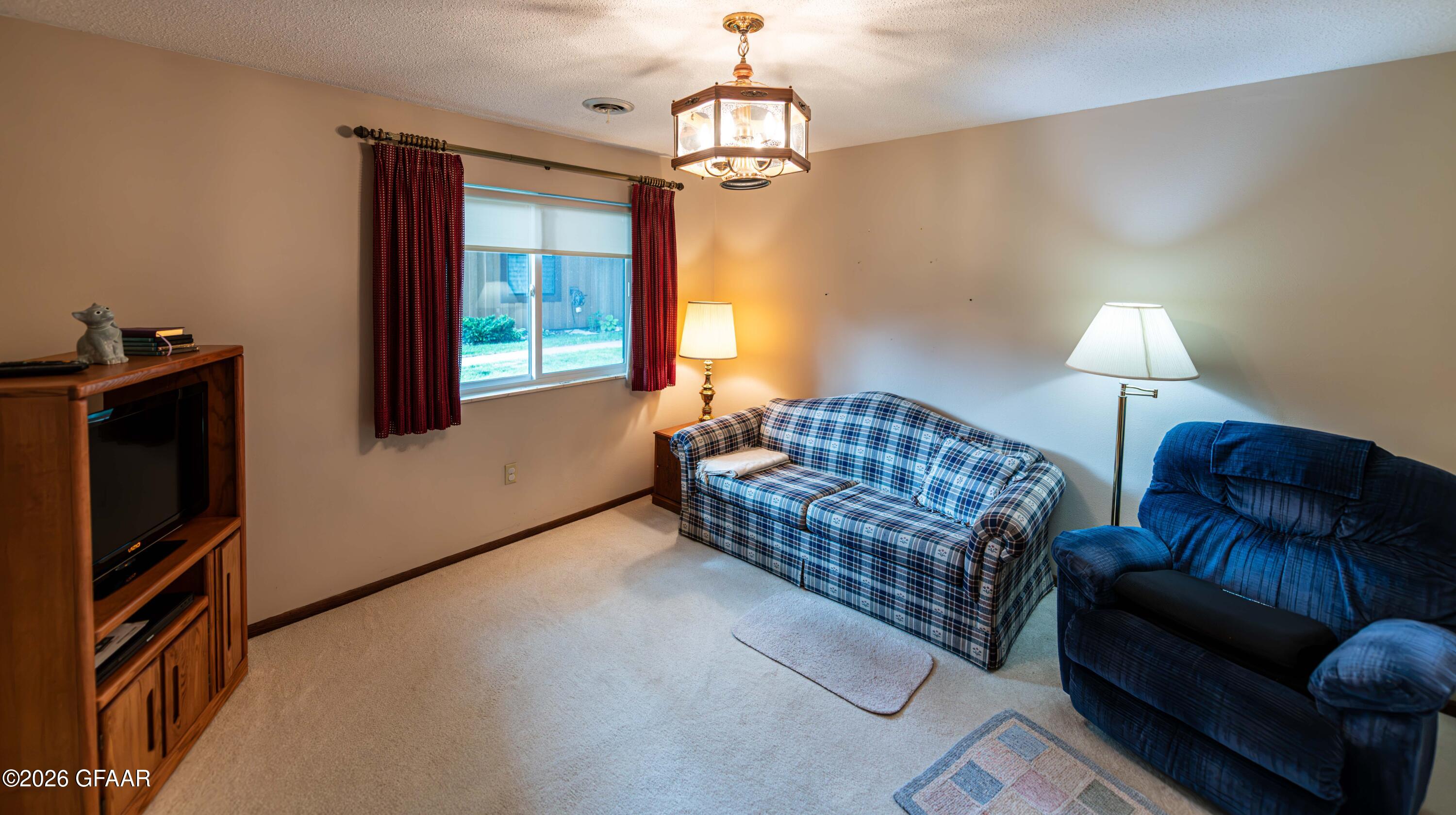 625 HIGH PLAINS Court