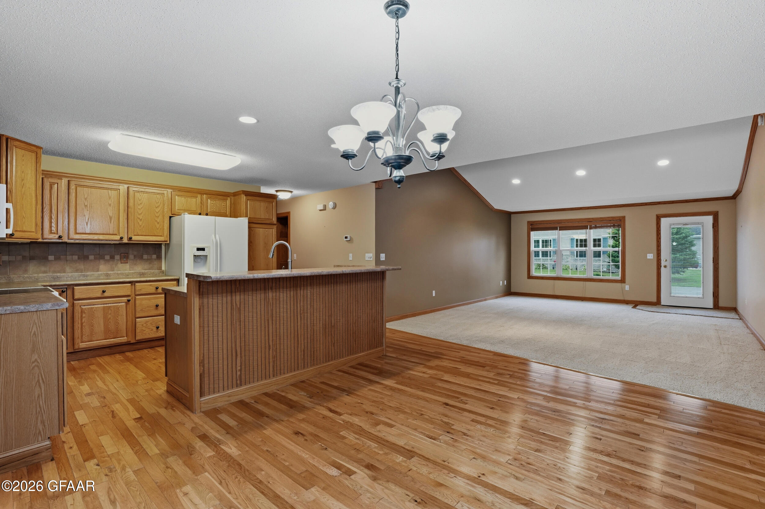 3974 SHADY Lane
