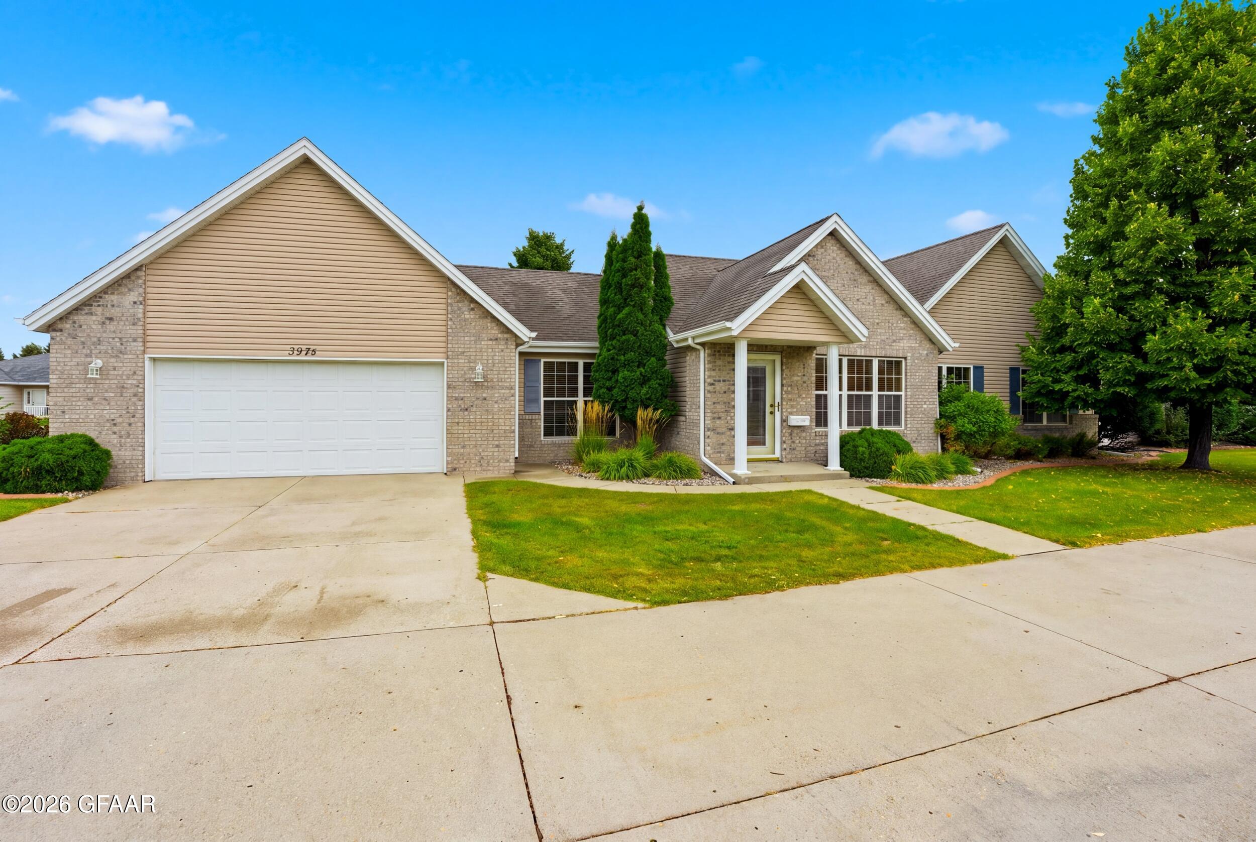 3974 SHADY Lane