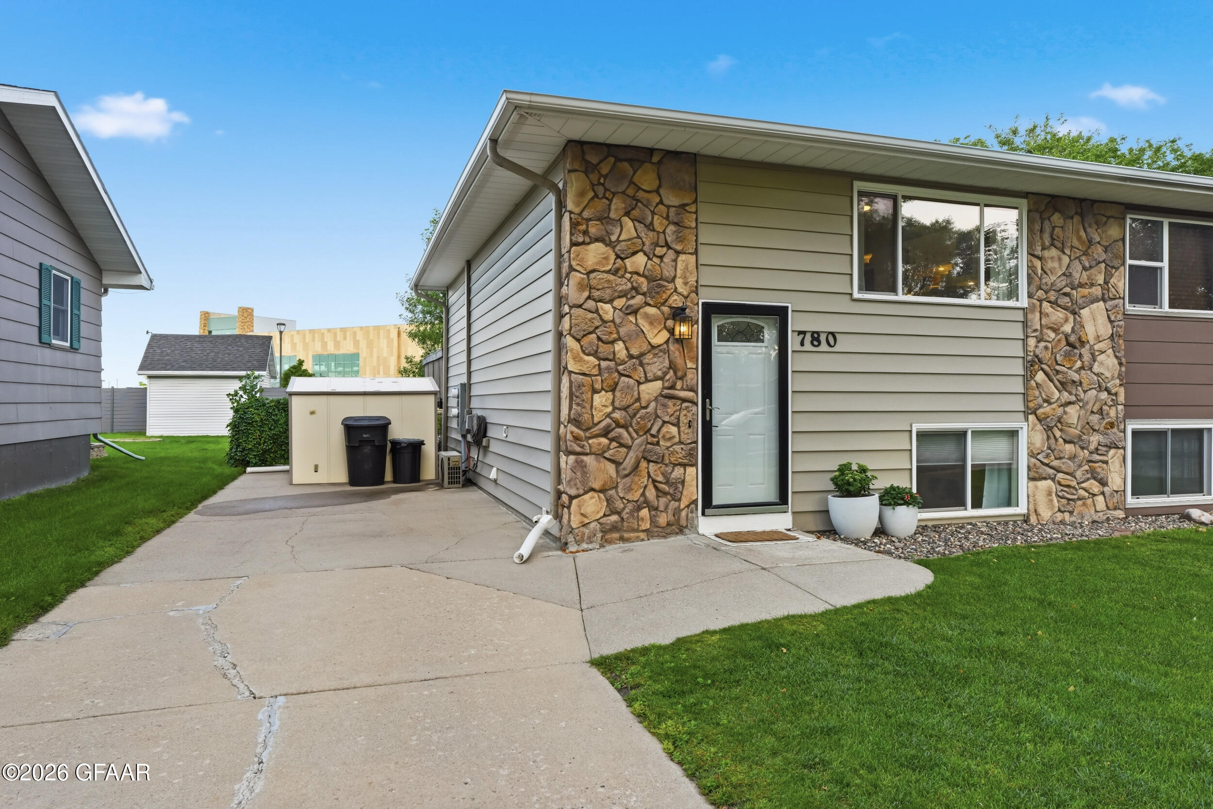 780 GREAT PLAINS Court